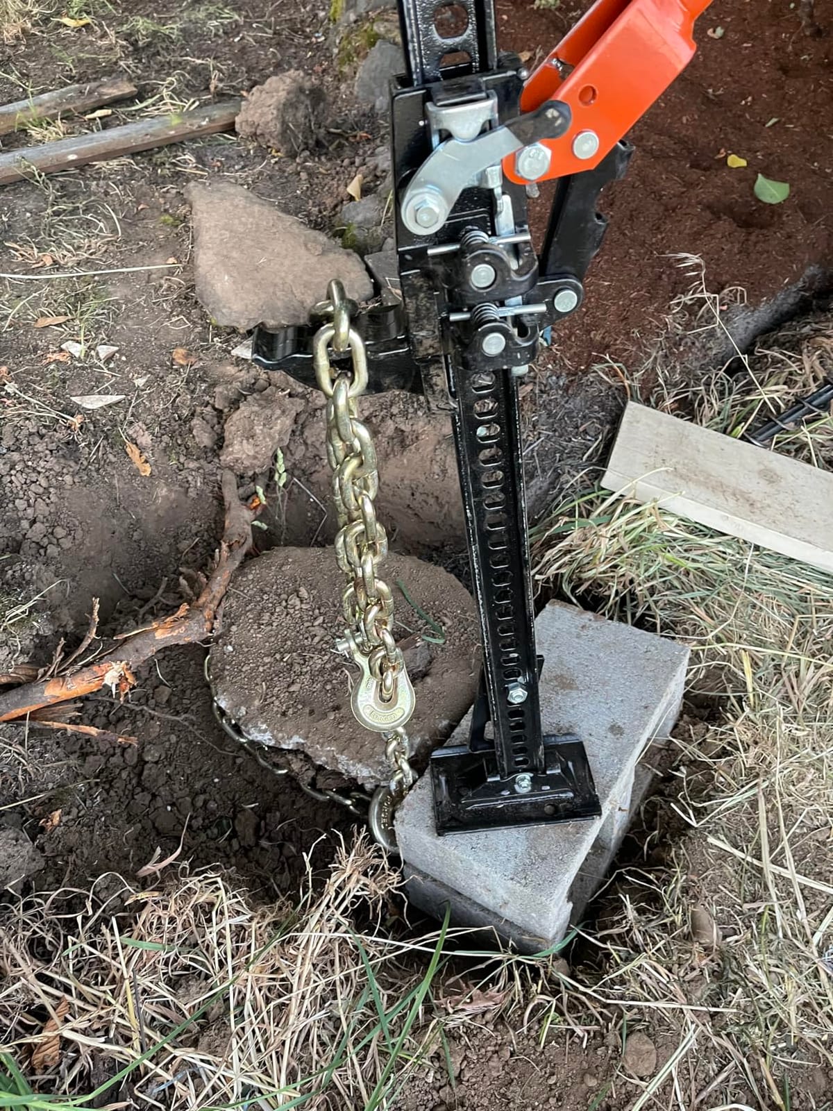 VEVOR Farm Jack 60inch, 7000 lbs Capacity Ratcheting Off Road Jeep Jack for Tractor, Truck, SUV, Bumper Lift, Orange customer photo 1