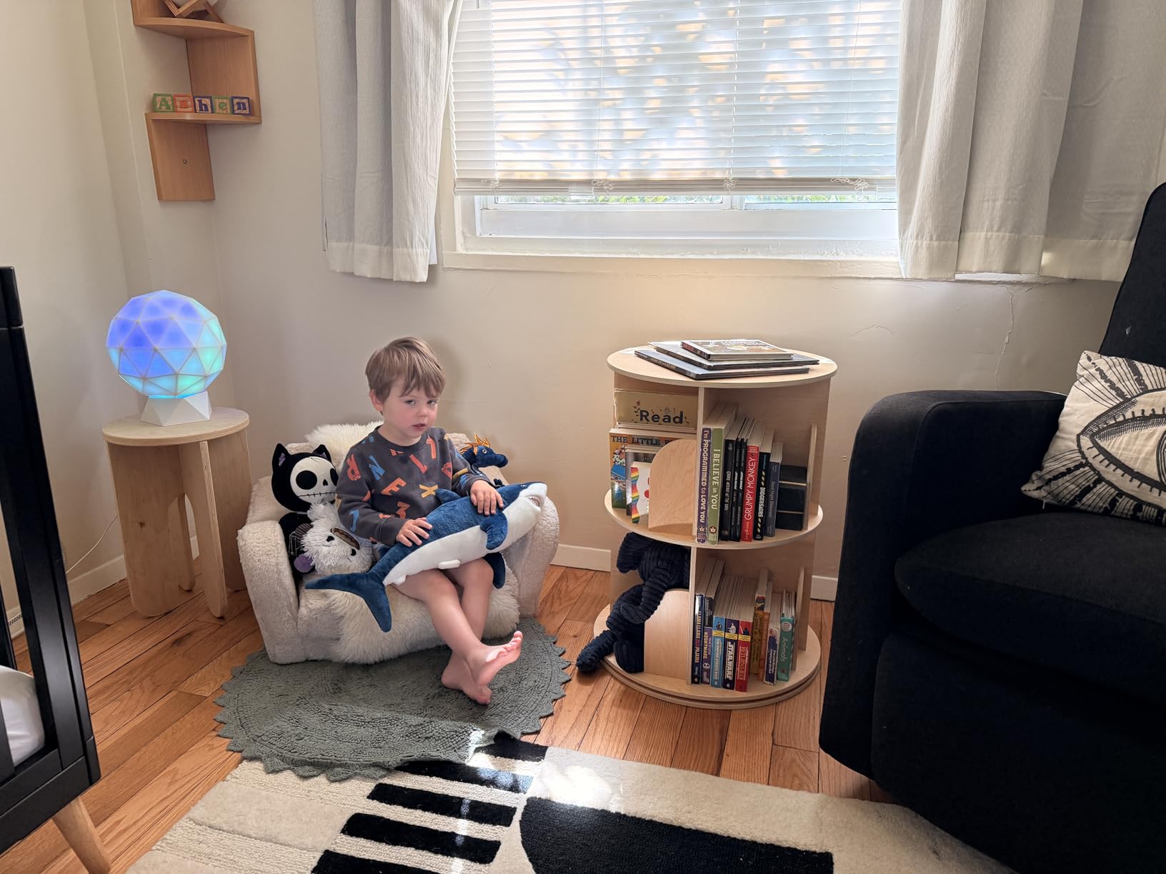 OOOK Kids Rotating Bookshelf, 3 Tier Corner Bookshelf for Small Space | 360° Display, Spinning Bookshelf, Floor Standing Bookcase, Wooden Bookshelf for Kids Room, Nursery, Living Room customer photo 1