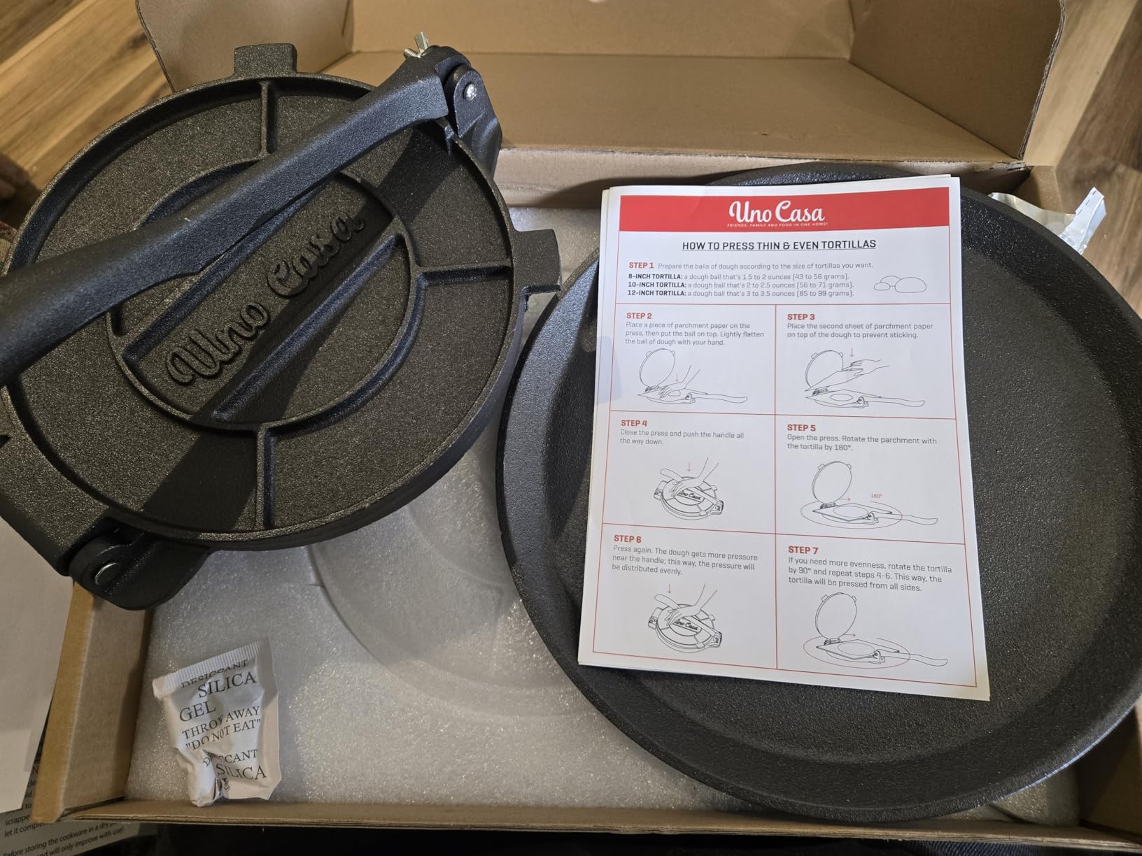 Uno Casa 10 Inch Cast Iron Tortilla Press & Comal Pan Bundle - Non-Stick, Heat-Resistant, Family Size, Gas Stovetop Compatible customer photo 2