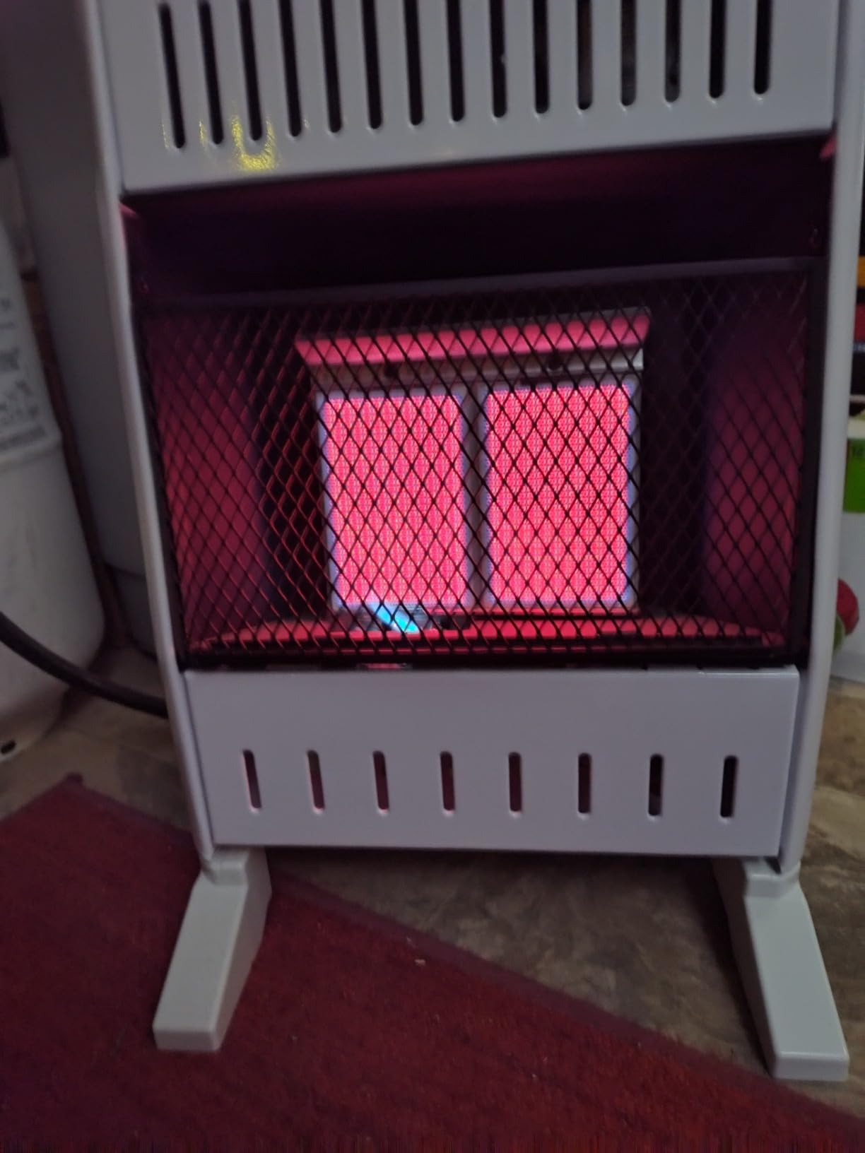ProCom Heating Liquid Propane Ventless Infrared Plaque Heater With Base Feet - 10,000 BTU, T-Stat Control - Model# ML100TPA-B customer photo 1