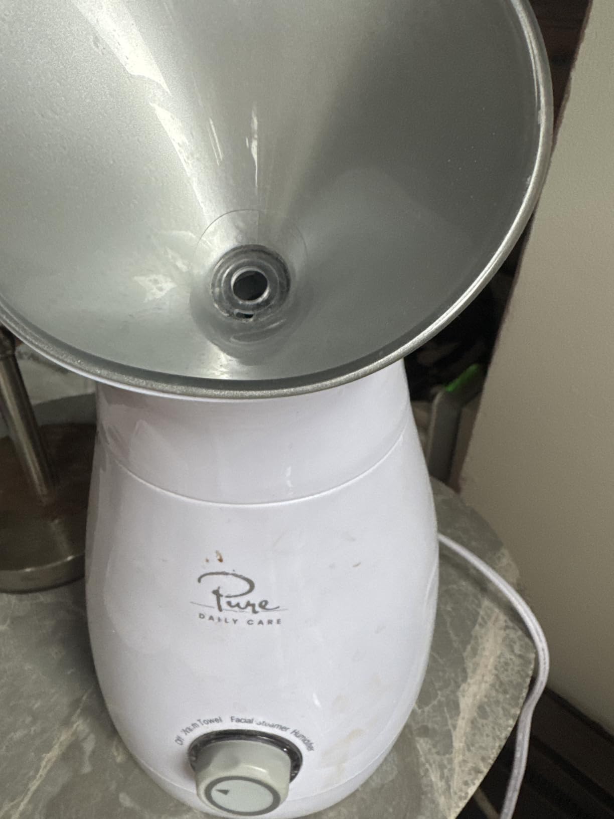 Pure Daily Care NanoSteamer Large 3-in-1 Nano Ionic Facial Steamer with Precise Temp Control - Humidifier - Unclogs Pores - Blackheads - Spa Quality - Bonus 5 Piece Stainless Steel Skin Kit (Silver) customer photo 2