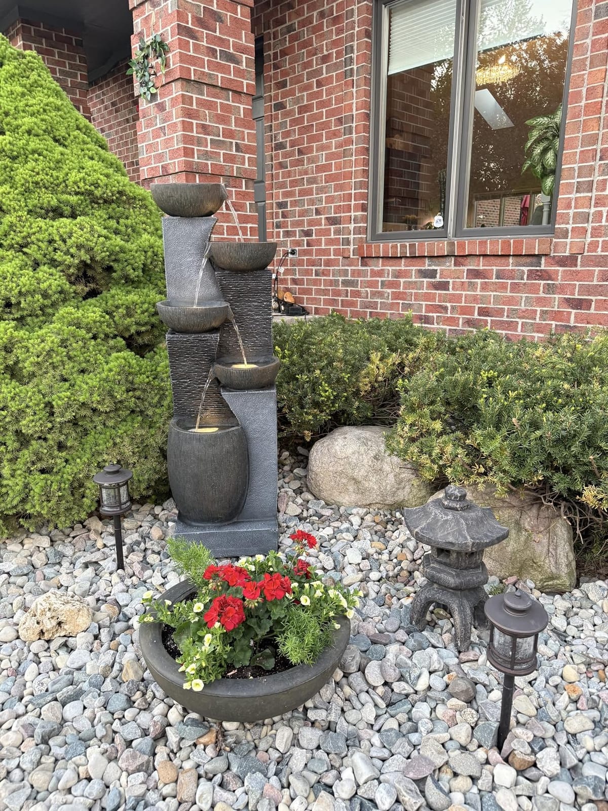 Bumilgar Tall Outdoor Water Fountain 51.4 in Waterfall 5-Bowl with Warm LED Glow customer photo 2