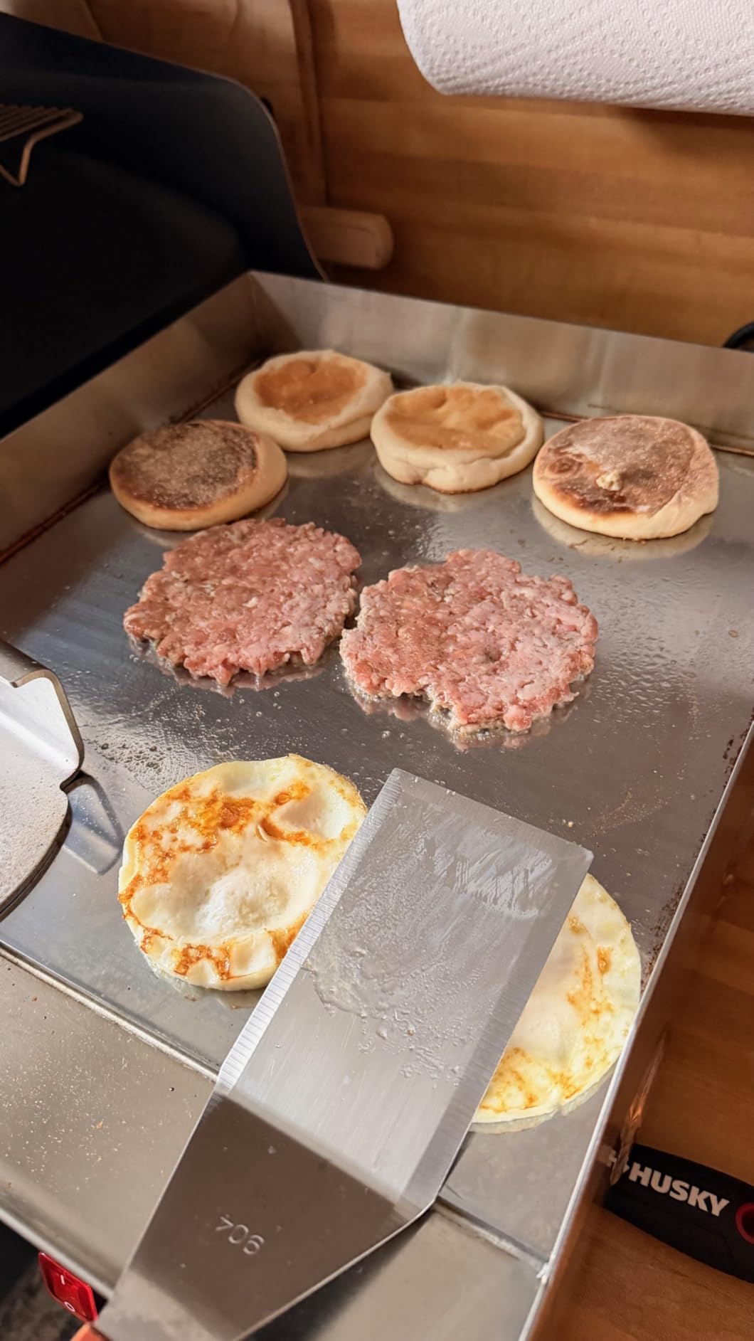 EGGKITPO 240V Commercial Electric Griddle 29 Inch Large Countertop Griddle 3500W Non-Stick Flat Top Grill Stainless Steel Teppanyaki Griddle with Adjustable Temperature 90℉-575℉ for Restaurant Use customer photo 1