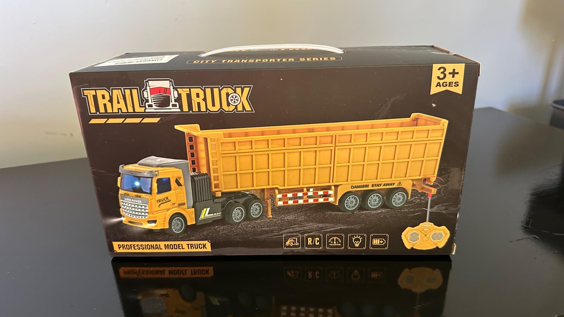 Remote Control Semi Truck with Trailer, 14