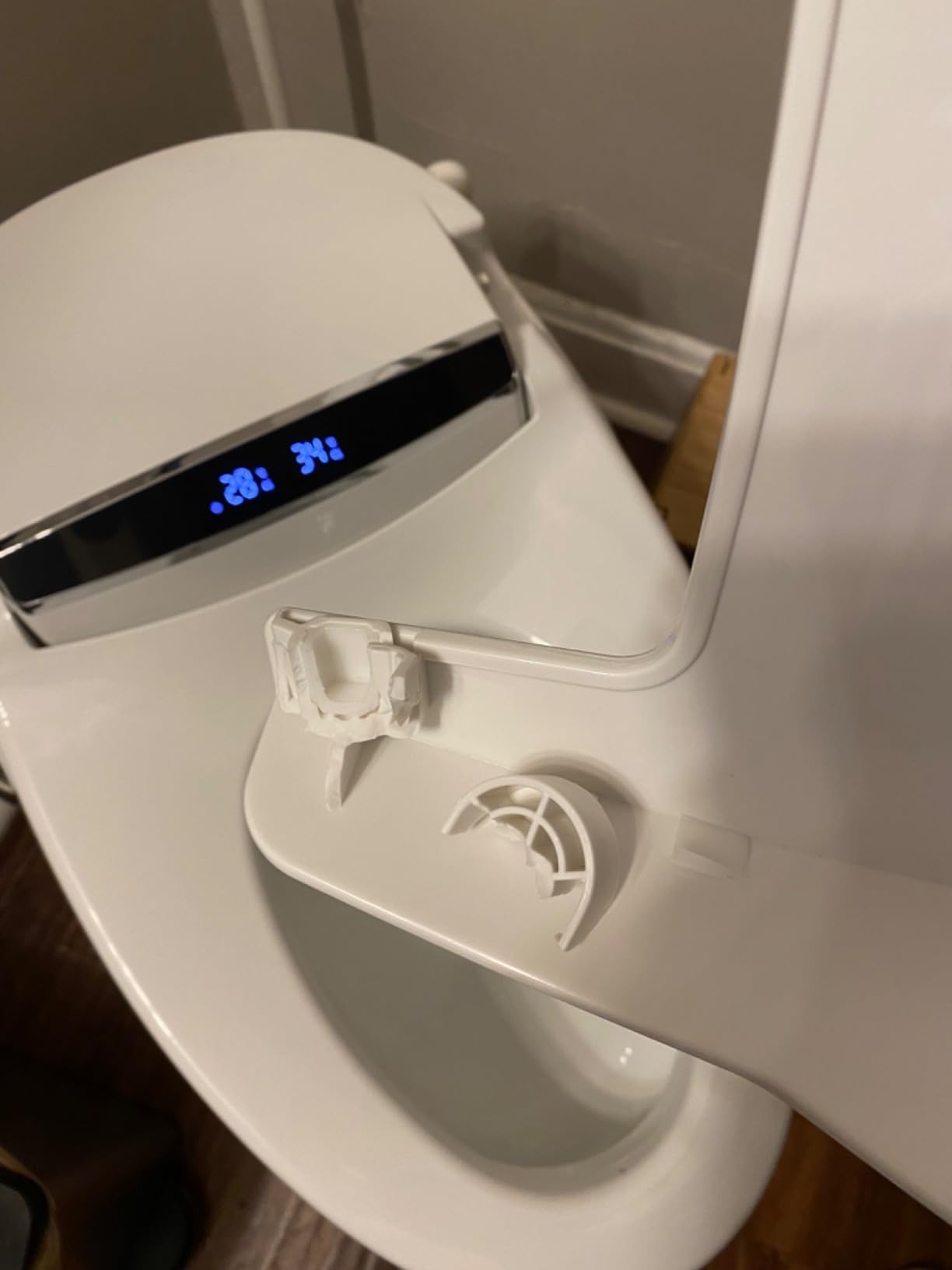 LOUPUSUO Smart Toilet with Bidet Built In with Warm Water Sprayer and Dryer | Foot Sensor Operation, Heated Seat toilet with LED Display for Bathroom, Auto Dual Flush customer photo 1
