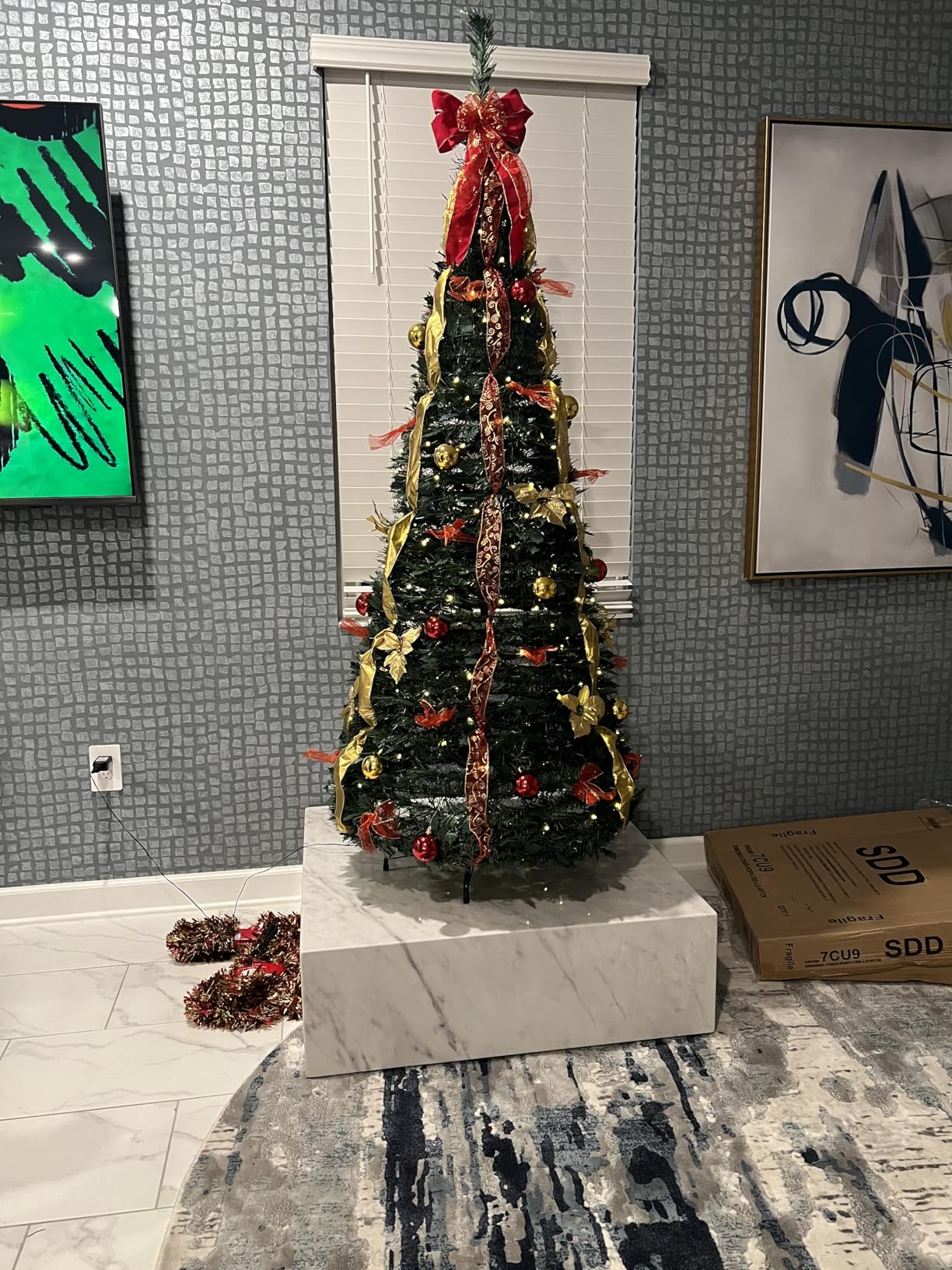6.5FT Pop Up Christmas Tree with Lights and Decorations & Remote & Timer, Prelit Fully Decorated Pull Up Artificial Christmas Tree with Xmas Ball Ornaments Bows Ribbons for Xmas Party Decor customer photo 2