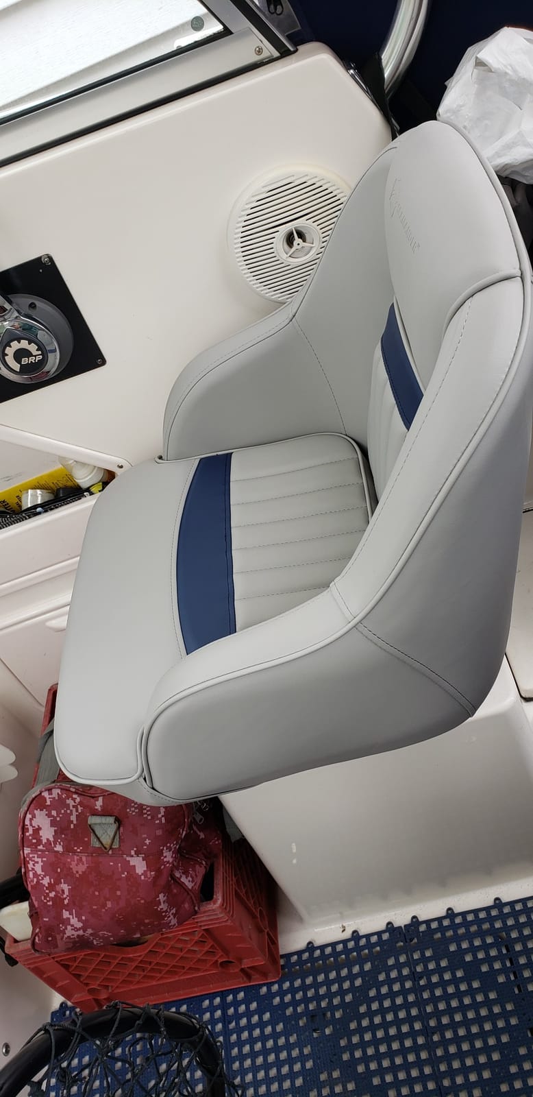 Seamander Boat Captain Chair, 10 Colors Options, Integral Rotomolded Frame, Premium EPDM Foam customer photo 2