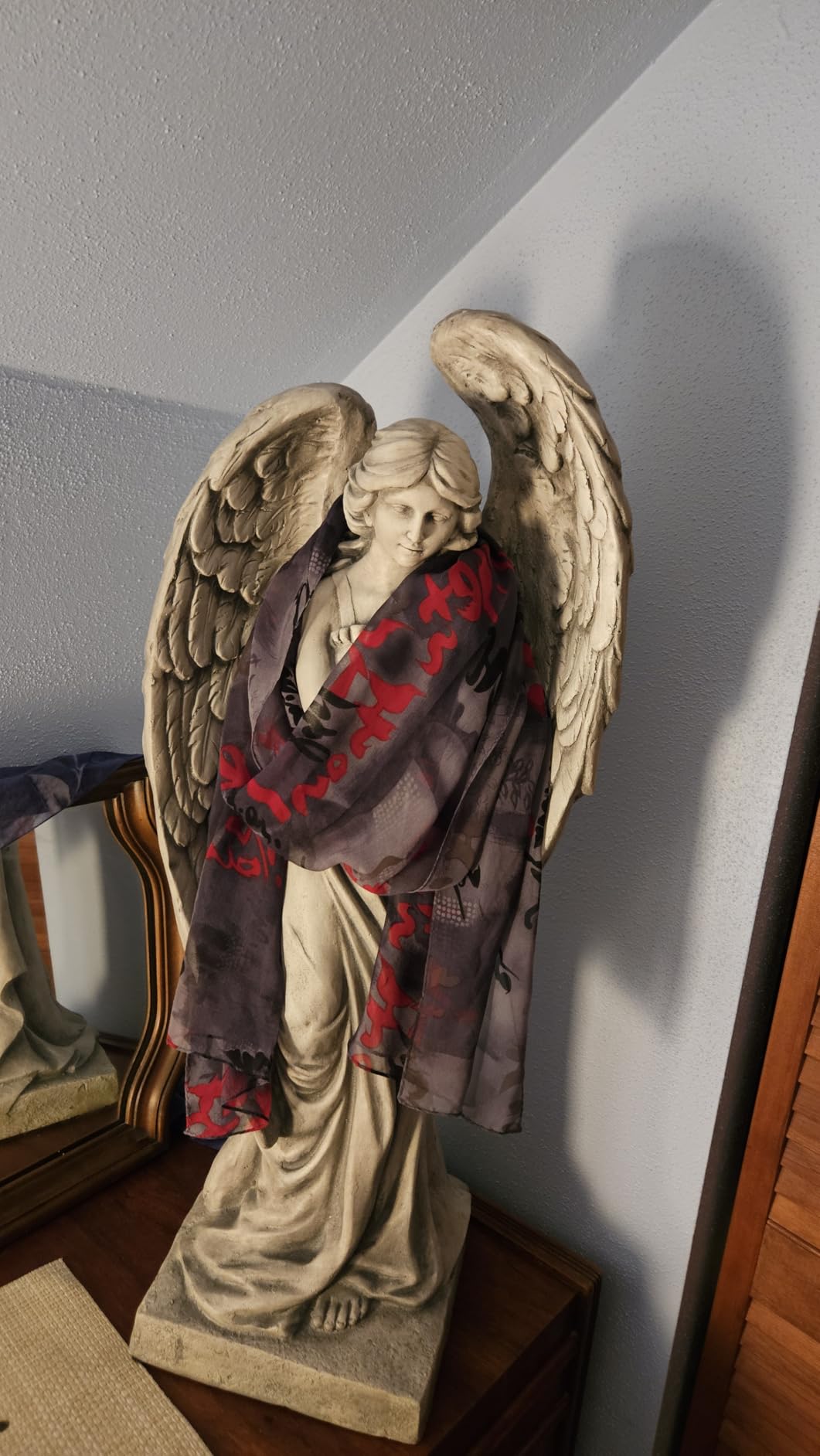 Outdoor Statues Angel Décor Garden Statue - 34 inch Large Garden Angels Outdoor Religious Statues Catholic Resin Concrete Finish Yard Patio Deck Home Entryway Hallway Sculpture 13.7*9.8*34 Inch customer photo 1