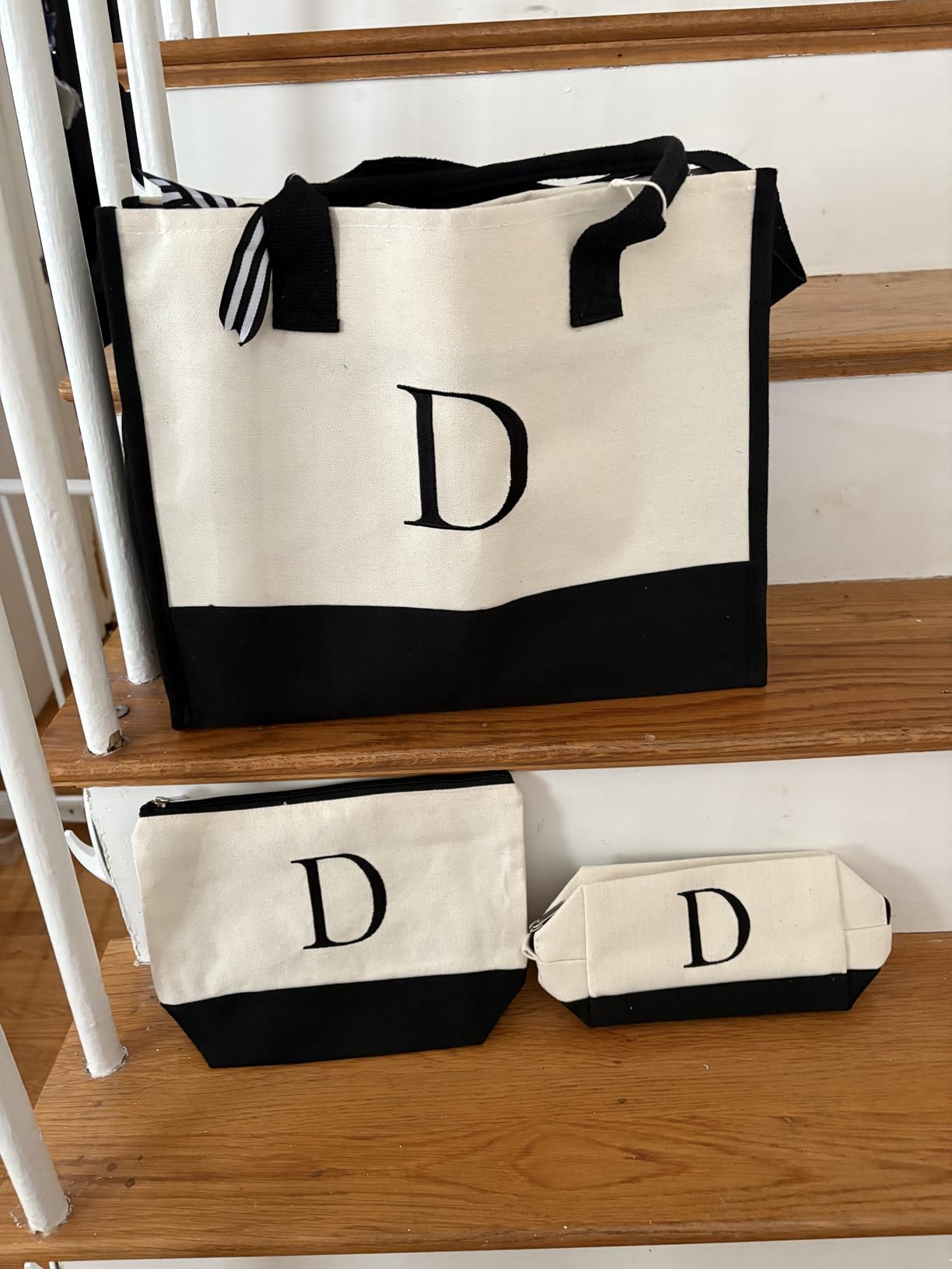 YOOLIFE Gifts for Women - 3 Pcs Initial Canvas Tote Bag & Makeup Bags | Birthday Gifts for Women Mom Daughter Sister Friends Girlfriend Her Grandma, Womens Monogrammed Canvas Tote Bag & Makeup Bags customer photo 1