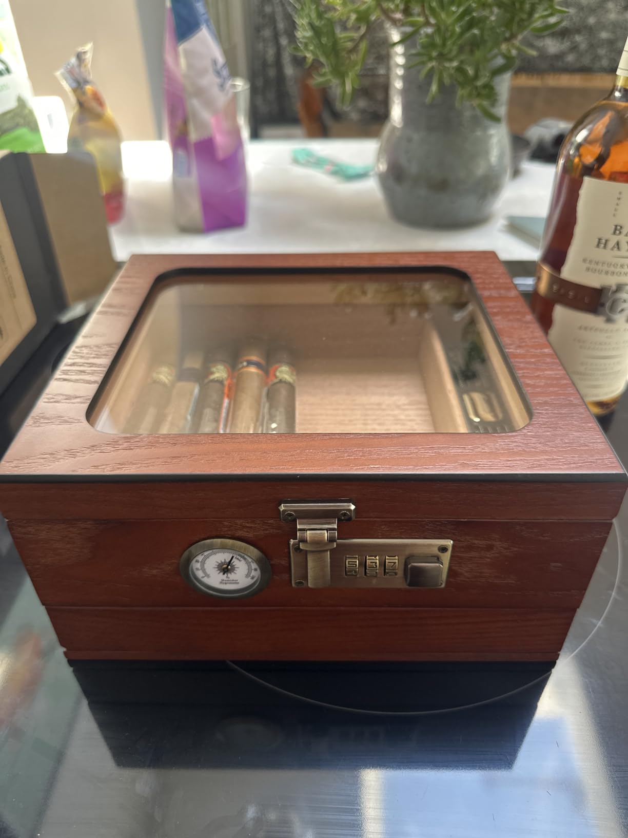 Tesonway Cigar Humidor, Cedar Wood Humidor Cigar Box, Glass Top Desktop Humidor with Front Hygrometer, Humidifier, Divider, Accessories Drawer and Combination Lock, Cigar Gifts for Men (Brown) customer photo 1