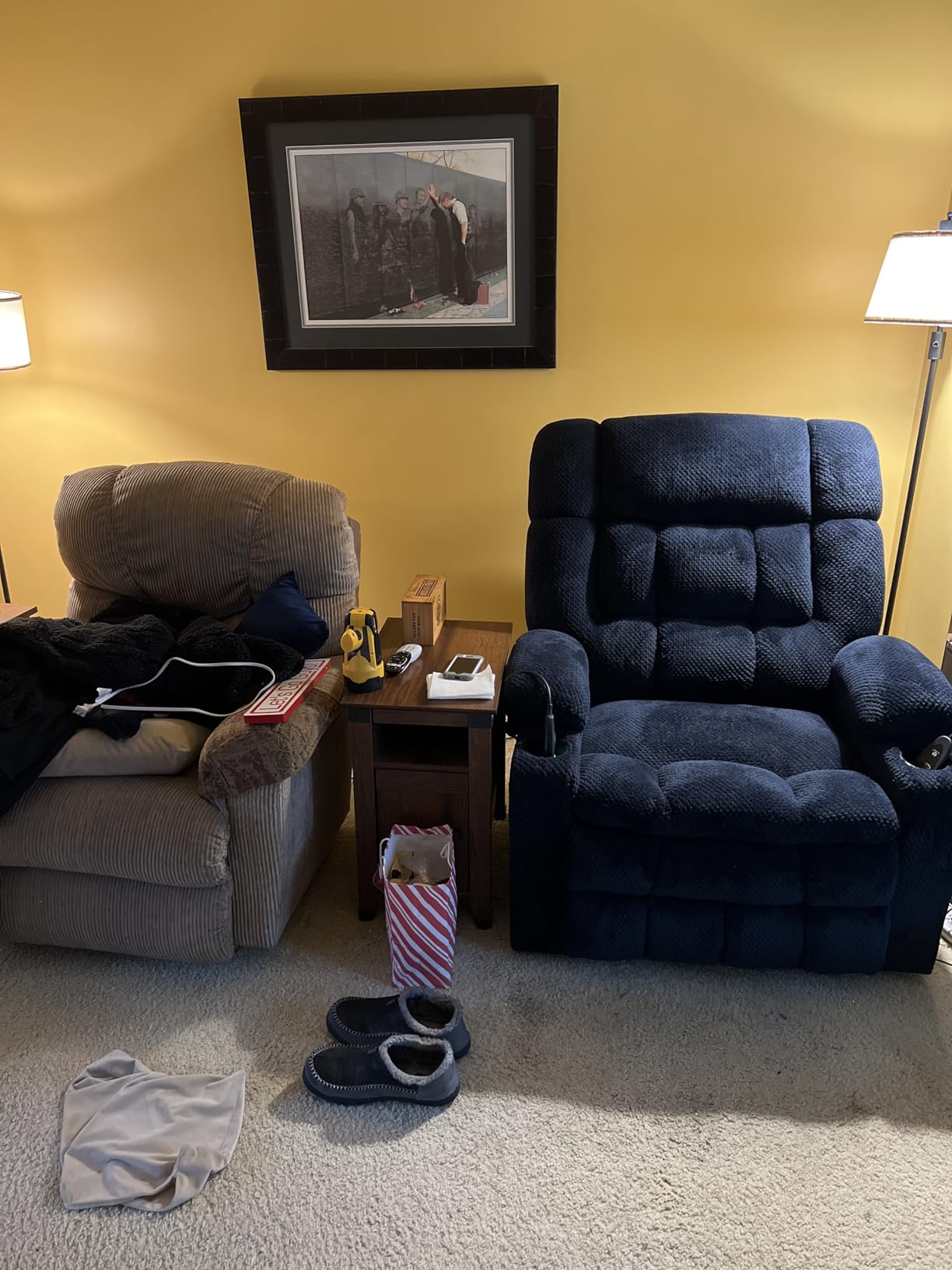 MCombo Dual Motor Power Lift Recliner Chair for Elderly R7897 (Medium-Wide) | Zero Gravity Lift Chair with Heat and Massage, Lift Recliner for Big man, Infinite Position, USB Ports, Fabric (Dark Gray) customer photo 2