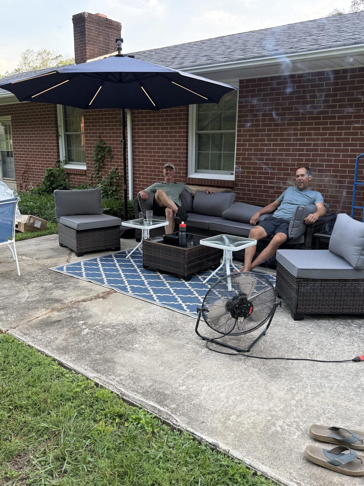 Qsun 7 Pieces Outdoor Patio Furniture Set, PE Rattan Outdoor Wicker Sectional Furniture Sofa Set, with Cushions and Glass Coffee Table, for Balcony, Porch, Garden, Grey customer photo 2