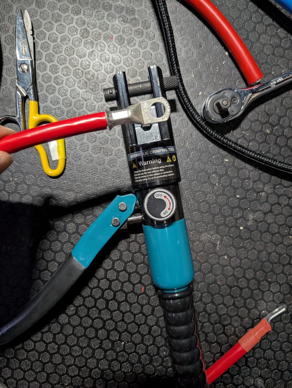 Brileine 10 Tons Hydraulic Crimping Tool with 9 Dies, 12 to 2/0 AWG | Battery Cable Crimper Tool, Wire Rope Crimping Tool for 1/16