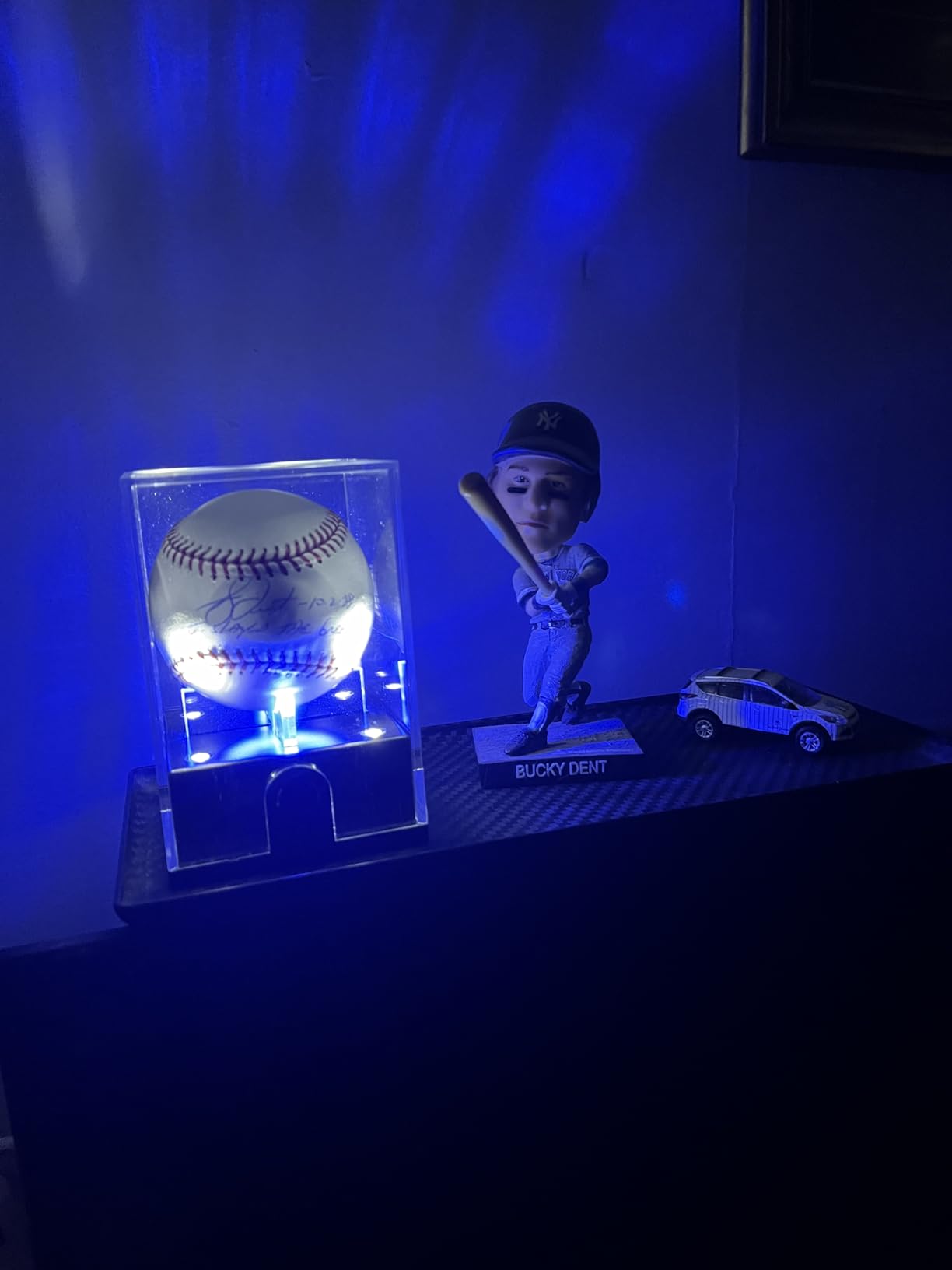 Leshein Baseball Display Case, LED Light Baseball Case Acrylic Cube Holder | Light up Baseball Case Display for Balls, UV Protected Clear Baseball Holder Baseball Cube, Baseball Gifts for Memorabilia customer photo 2
