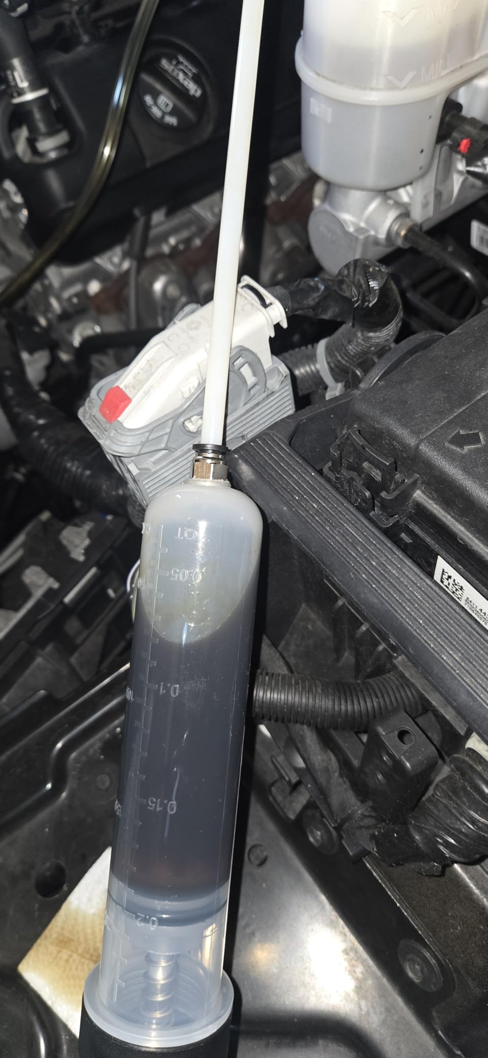 Fluid Transfer Syringe with Flexible Hose for Oil Service | Cleaner Fluid Service, Flexible Reach Design, Precise Transfer Control, Reduce Spills, DIY Garage Essential customer photo 2