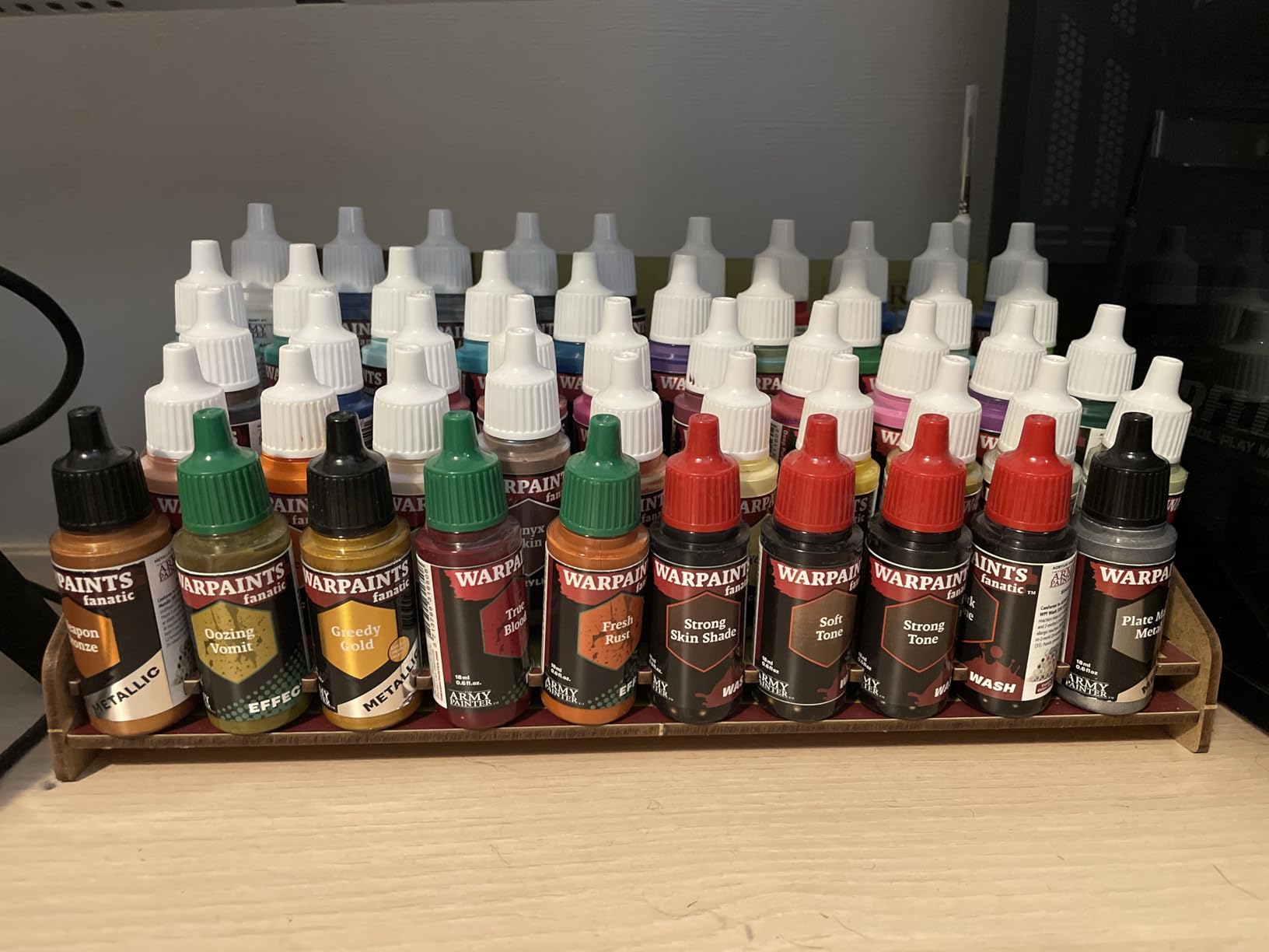 The Army Painter, Warpaints Fanatic Mega Set, 50 x 18 ml | Painting Set incl. Skin Tones, Metallics, Effects, Washes, 1 Free Paint Station & 1 Brush - Model Paint for Warhammer & Dnd customer photo 1