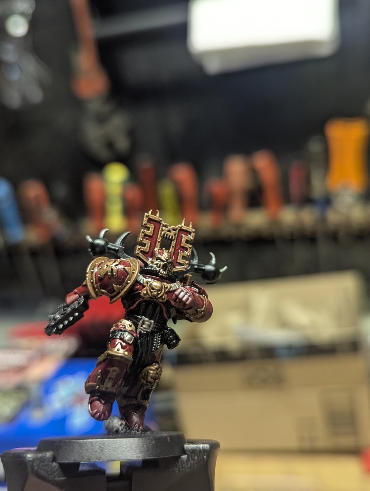 The Army Painter, Warpaints Fanatic Mega Set, 50 x 18 ml | Painting Set incl. Skin Tones, Metallics, Effects, Washes, 1 Free Paint Station & 1 Brush - Model Paint for Warhammer & Dnd customer photo 2
