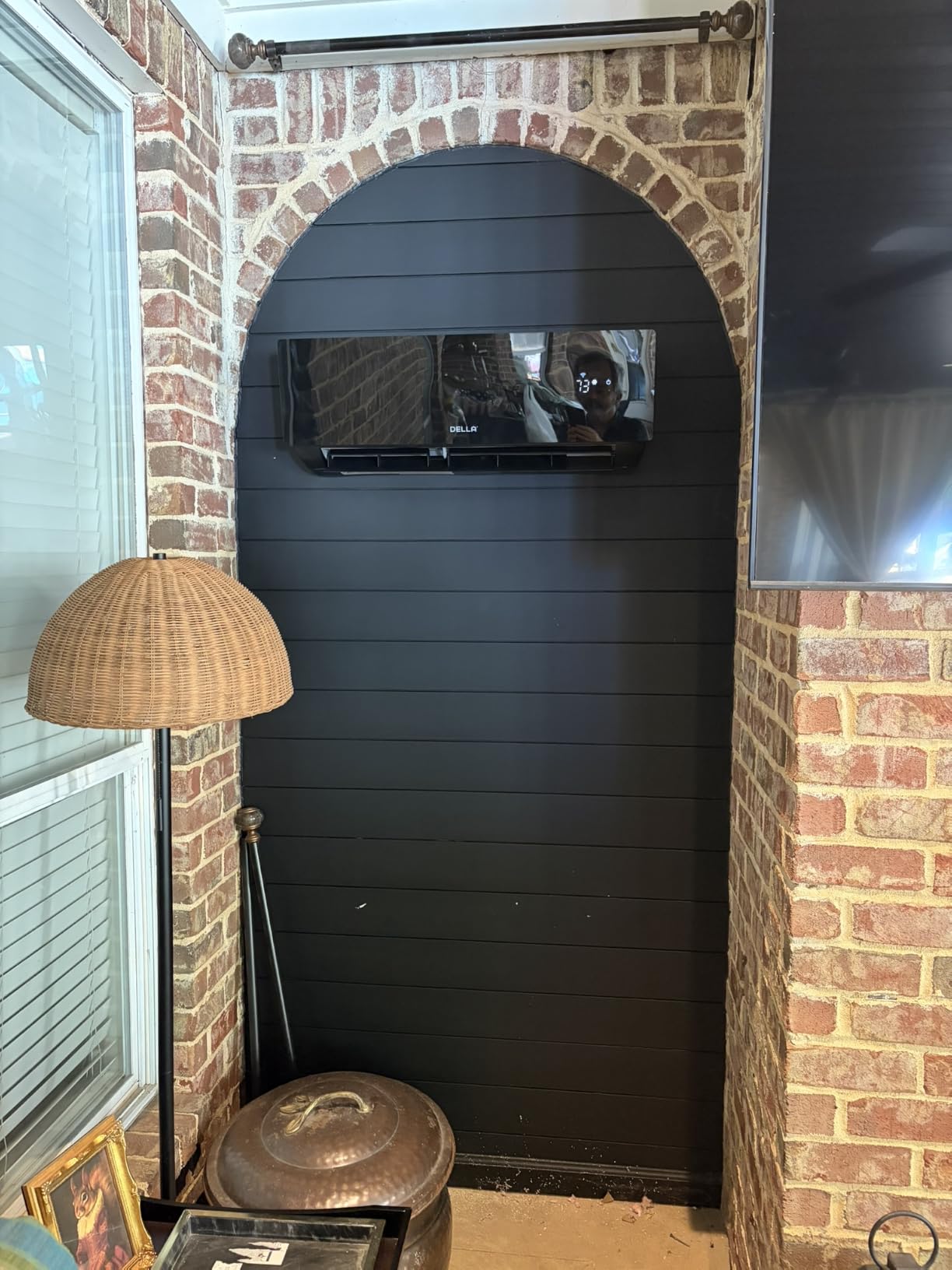 DELLA Umbra Series 18000 BTU Energy Saving Mini Split Work with Alexa 19 SEER2 Cools Up to 1000 Sq.Ft Split AC & 1.5 Ton Heat Pump Ductless Pre-Charged Inverter System customer photo 1