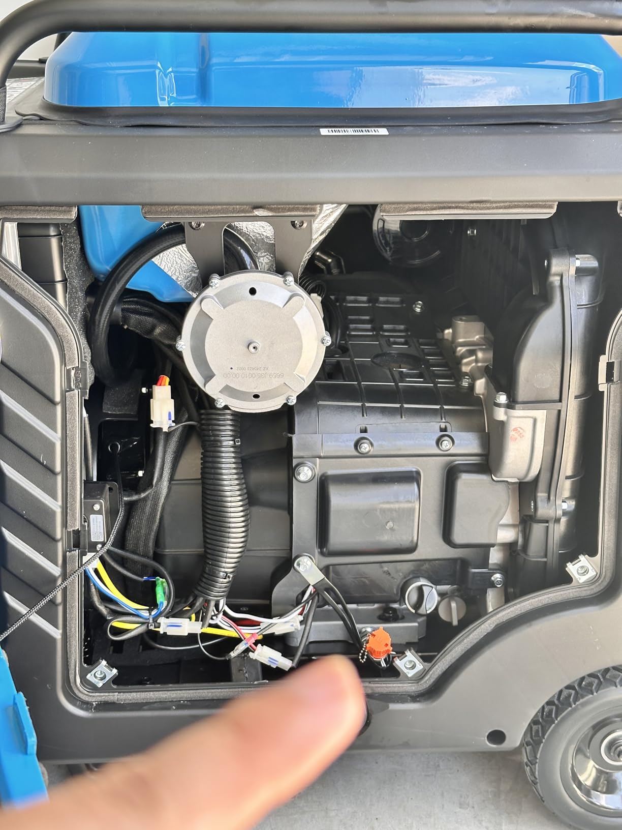 Pulsar PGD105TiSCO Tri Fuel Inverter Generator, 10500-Watt Tri Fuel Gasoline Propane Natural Gas Portable 50A Generator with Remote Start, CARB Compliant customer photo 2