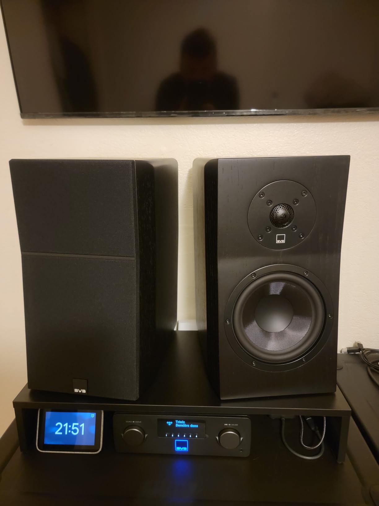 SVS Ultra Evolution Bookshelf Speakers - Pair (Piano Gloss White) customer photo 2
