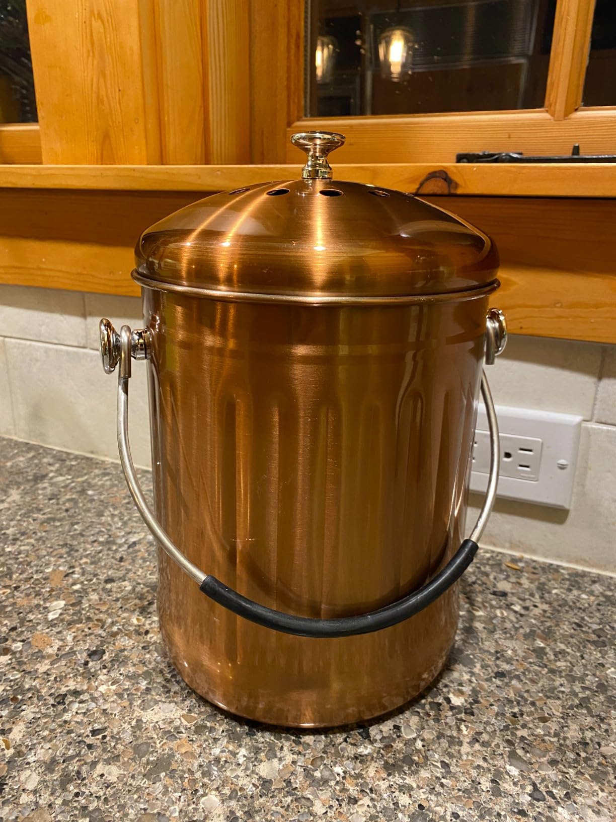 ENLOY Compost Bucket for Kitchen Countertop, 1.3 Gallon Stainless Steel Compost Bin Indoor with Lid, Odorless Food Waste Bucket with Charcoal Filter, Compost Pail for Kitchen with Carrying Handle customer photo 1