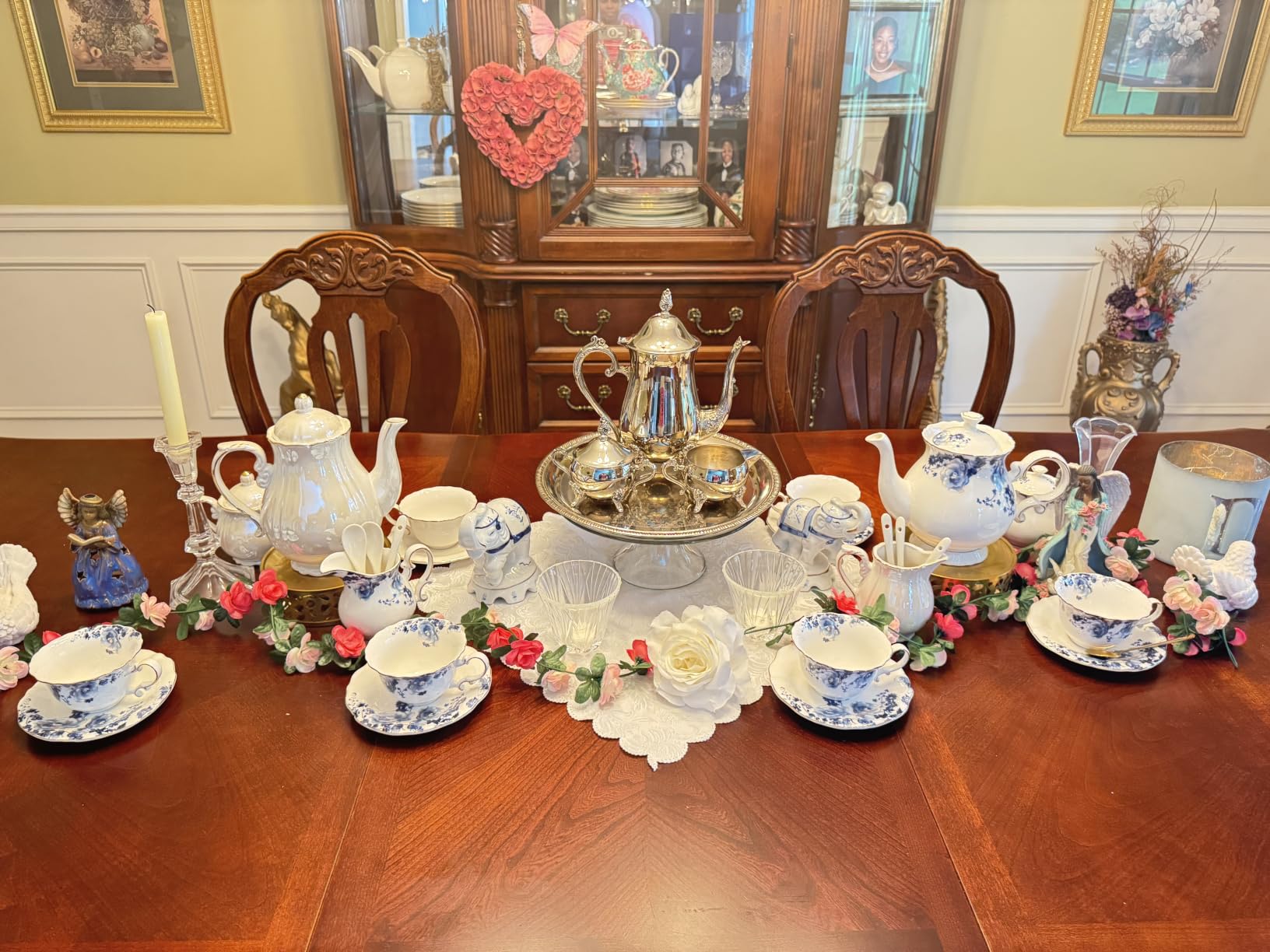 21-Piece Bone China Tea Set for Adults, Blue and White Porcelain Tea Set for 6, Vintage Floral Tea Cup Set With Teapot, Tea Party Sets for Women Gift, Gift Box customer photo 1