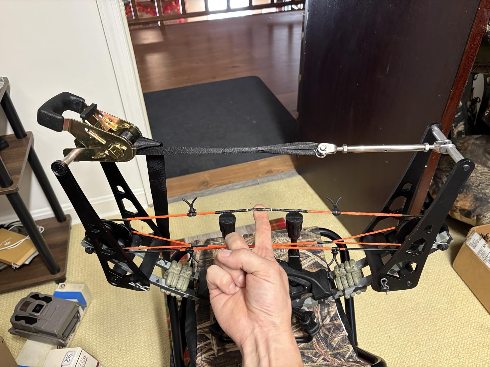 Archery Compound Bow Press, Aluminum Tool for Bowstring Replacement | Effortless limb compression, non-scratch pads, precise tension control, split & solid limb fit, field & workshop use customer photo 2
