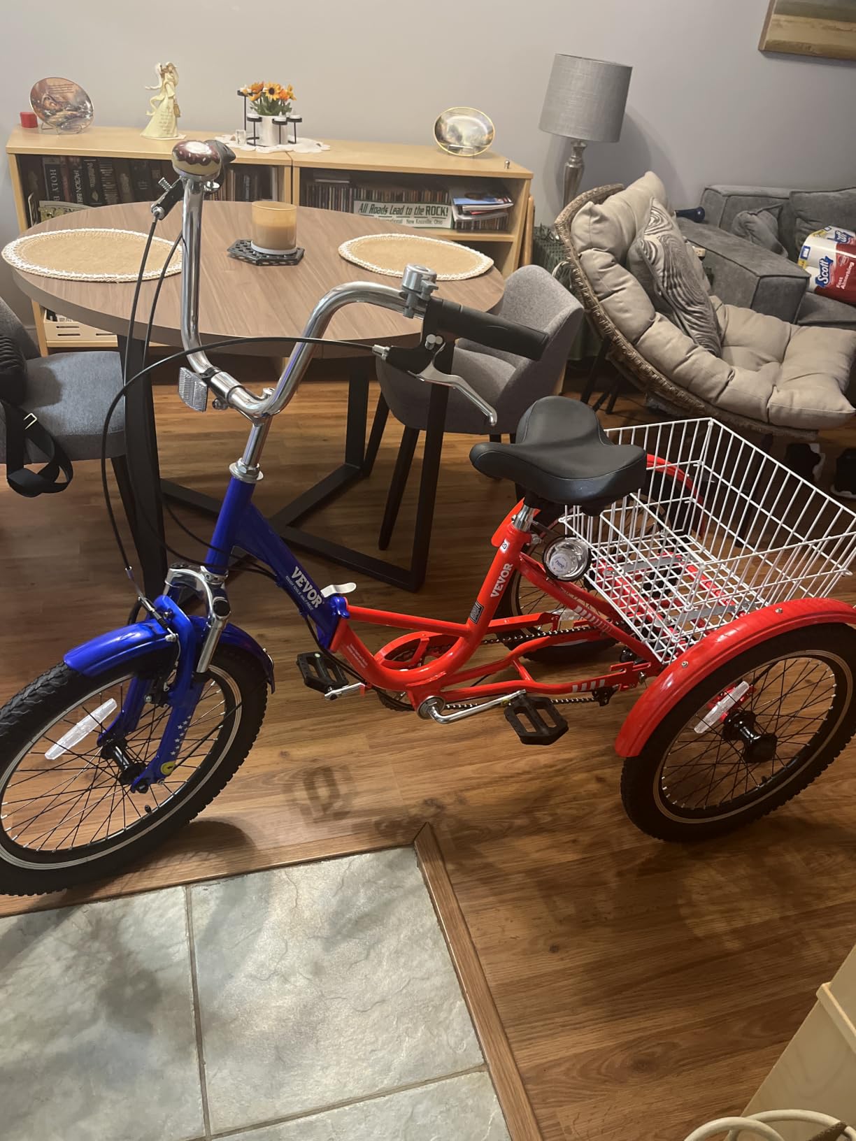 VEVOR Folding Adult Tricycle, Adult Folding Trikes, 3 Wheel Cruiser Bike with Large Basket & Adjustable Seat, Shopping Picnic Foldable Tricycles for Women, Men, Seniors customer photo 2