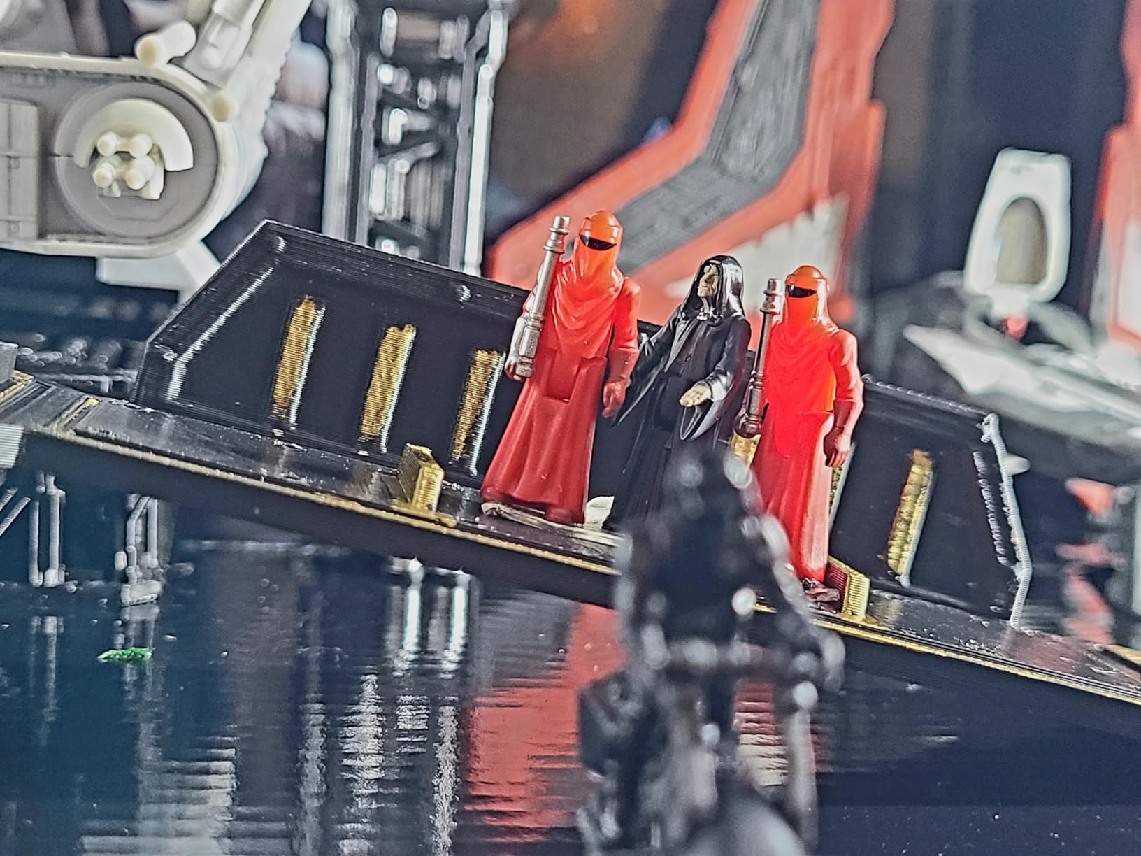 Industrial Terrain Set fits 40k and Kill Team - Wargaming Tabletop Scatter Terrain & Modular Scenery for 28mm and 32mm Games customer photo 2
