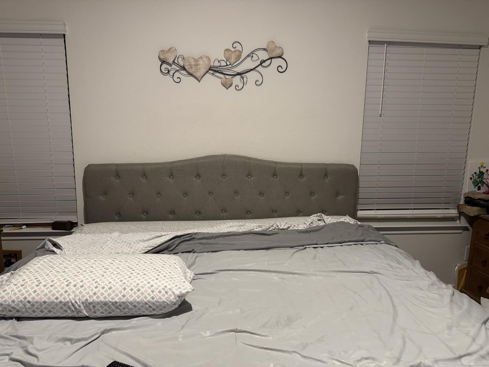 Rosevera Givanna Adjustable Height Headboard with Linen Upholstery and Button Tufting for Bedroom, King, Classic Beige customer photo 2
