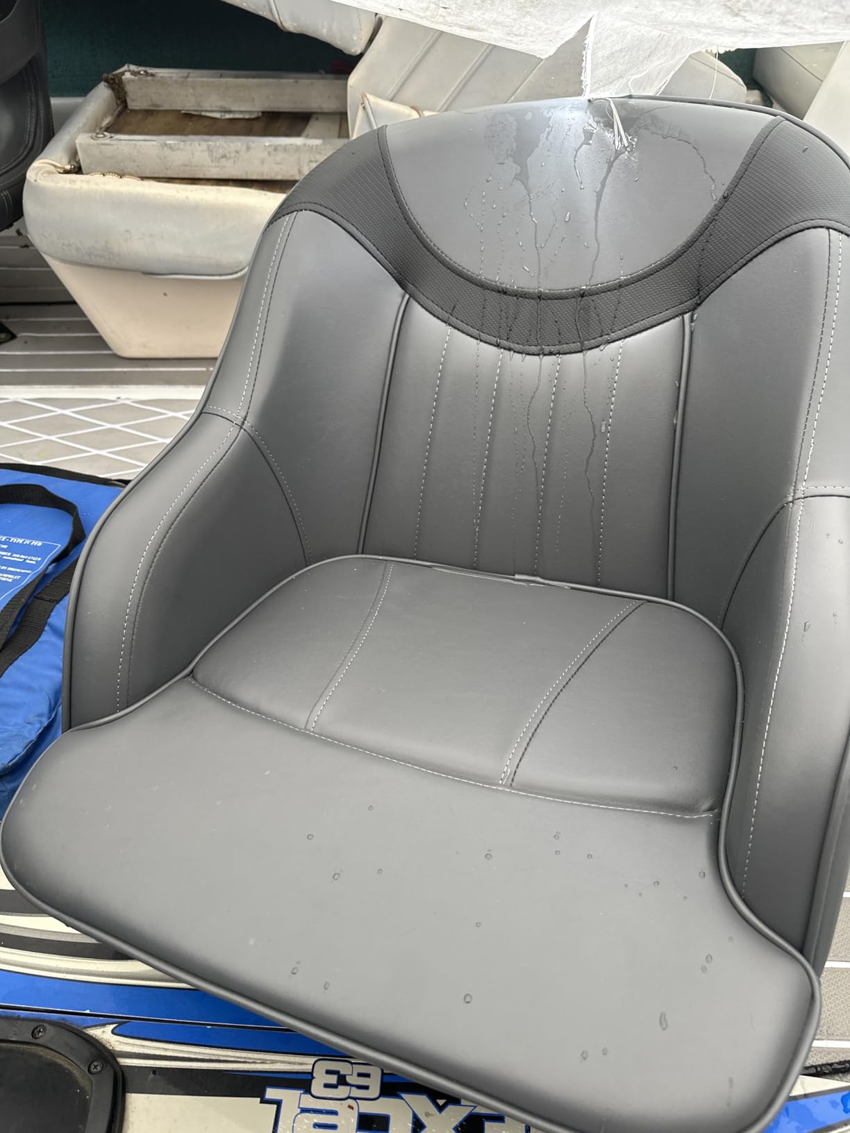 NORTHCAPTAIN Pontoon Boat Seat Captain Bucket Seat with Boat Seat Cover customer photo 2
