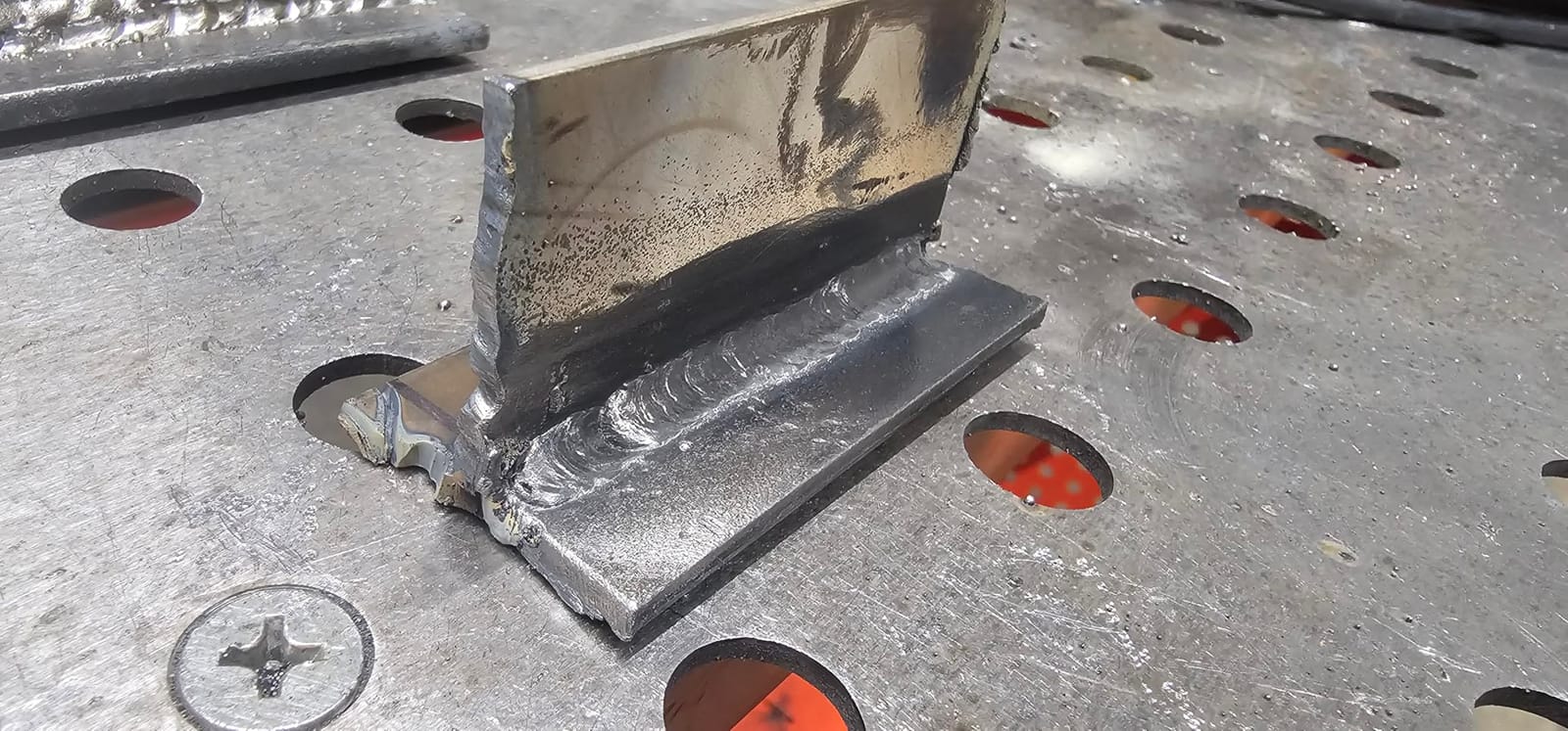 ARCCAPTAIN MIG145 Pro Flux Core MIG Welder 145A 120V 3-in-1 Welding Machine | APP Control, Synergy, Beginner Friendly, Clear Display, MMA Stick Welding, Lift TIG, Home Repair, Metal DIY customer photo 2
