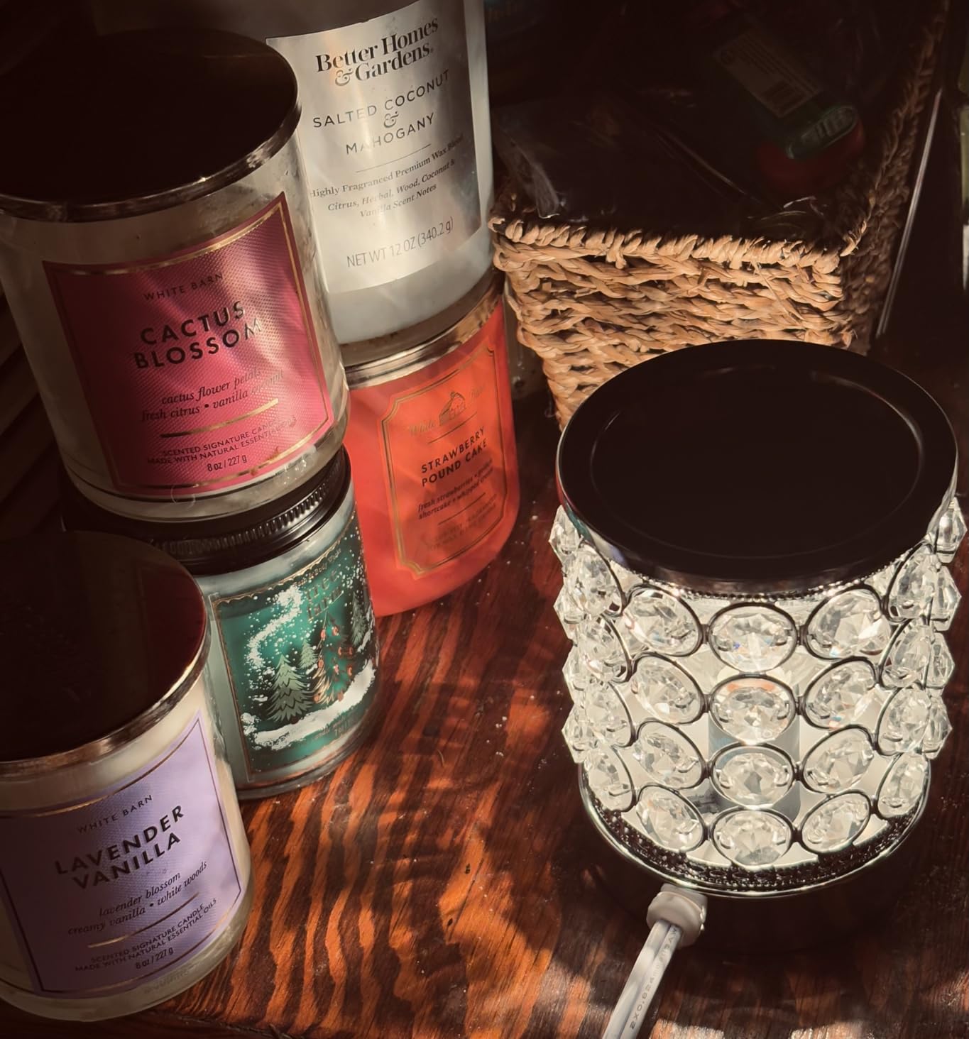 Leyoue Wax Warmer, Crystal Wax Melt Warmer with Bulb Heating | Electric Wax Heater, Candle Wax Burner for Home Decor, Melts Wax Cubes, Releases Fragrance, Ideal Gift customer photo 1