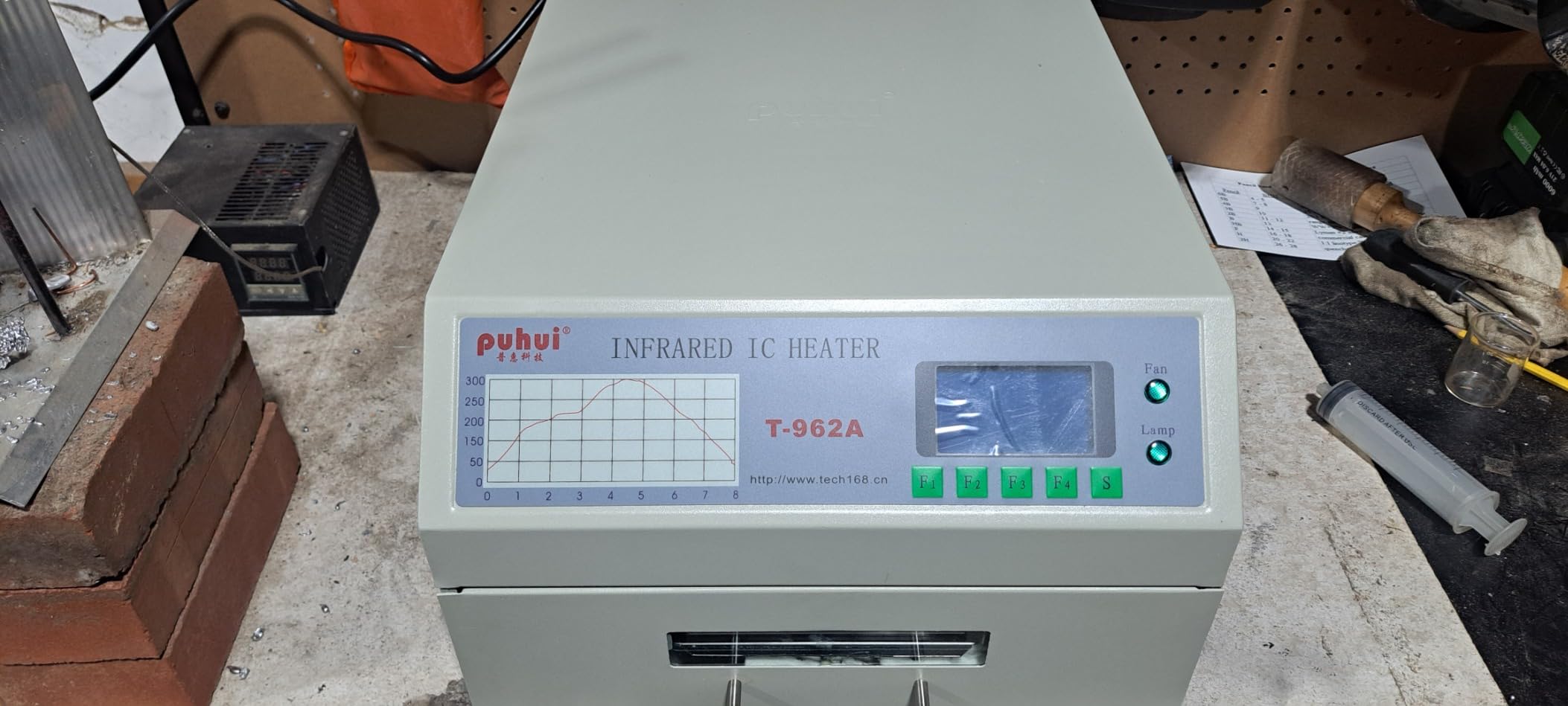INTBUYING 110V Reflow Oven T962A 1500W Micro-computer Control Reflow Soldering Machine with 11.8x12.6 Inch Soldering Area Drawer Type Lead Infrared IC Heater Free Reflow Soldering Machine customer photo 1