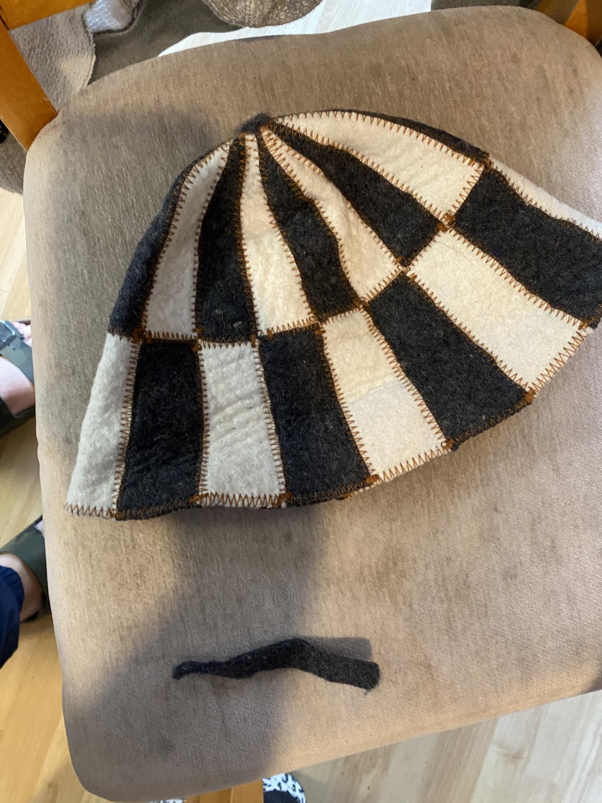 ASKOLD Wool Sauna Hat for Women and Men, Finnish Wool Felt Banya Hat Gray-White customer photo 2