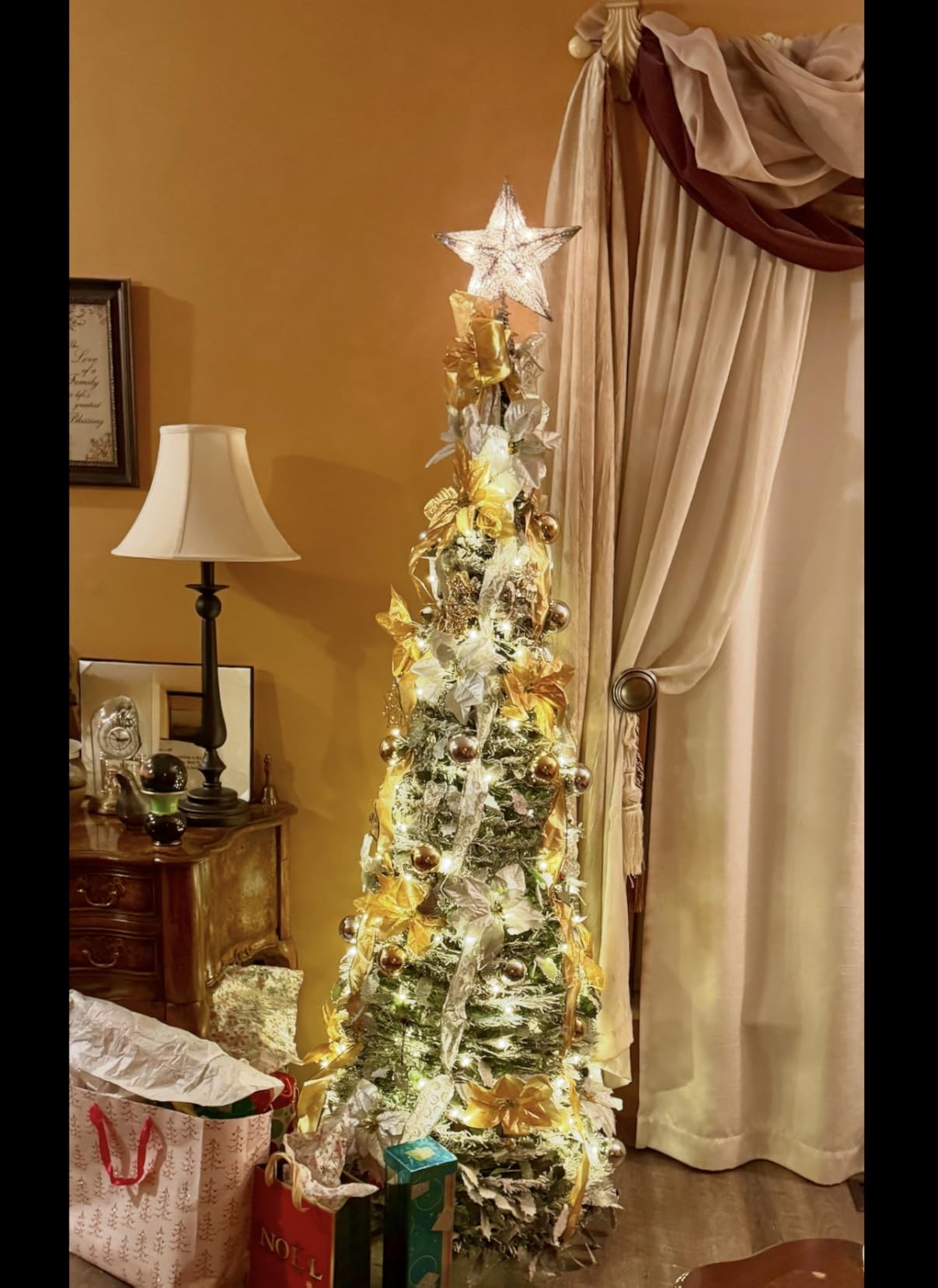 VINGLI 6ft Pre-Lit Pop Up Christmas Tree with 150 Lights, Fully Decorated Flocked Pencil Collapsible Tree for Holiday Party Decorations (Red & Green) customer photo 2