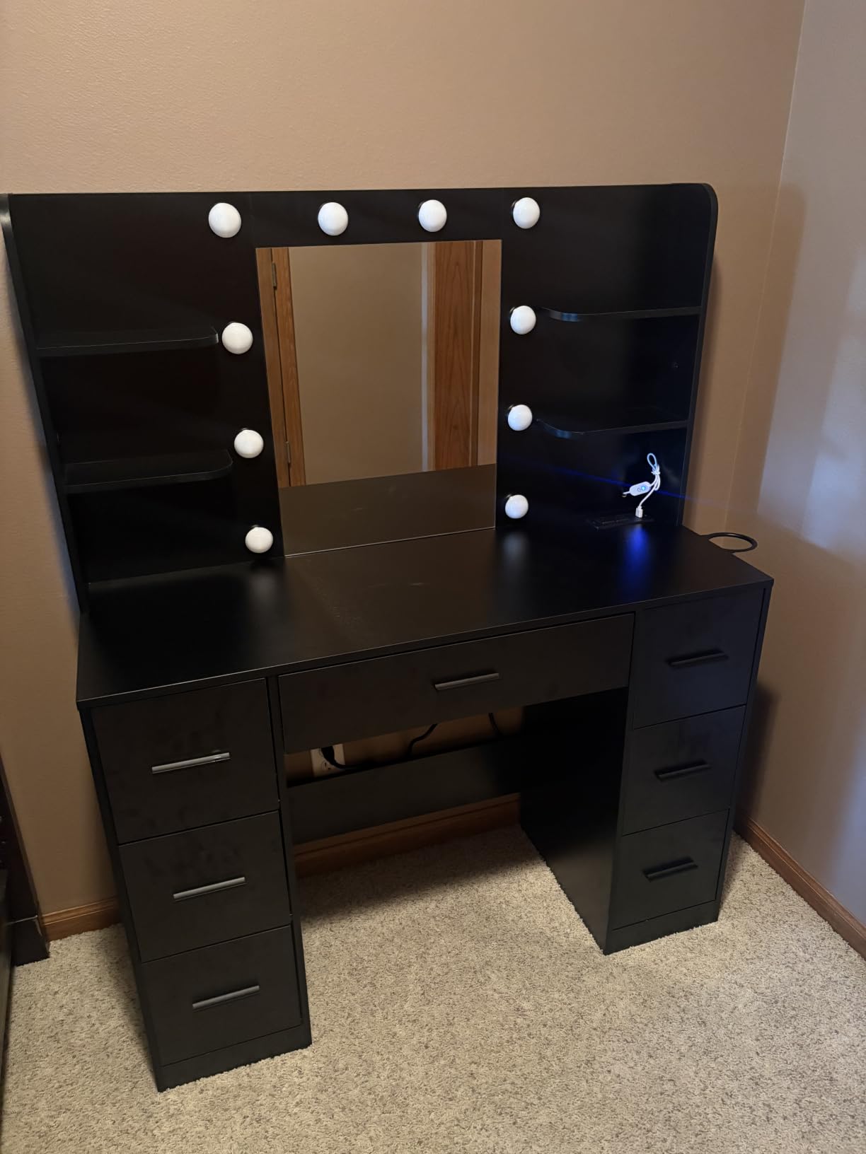 Furmax Vanity Desk with LED Mirror,Power Outlet,7 Drawers Makeup Table | LED Lighted Mirror & Built-in Outlet,7 Drawers and 6 Shelves,Organized Makeup Storage for Bedroom,White customer photo 1