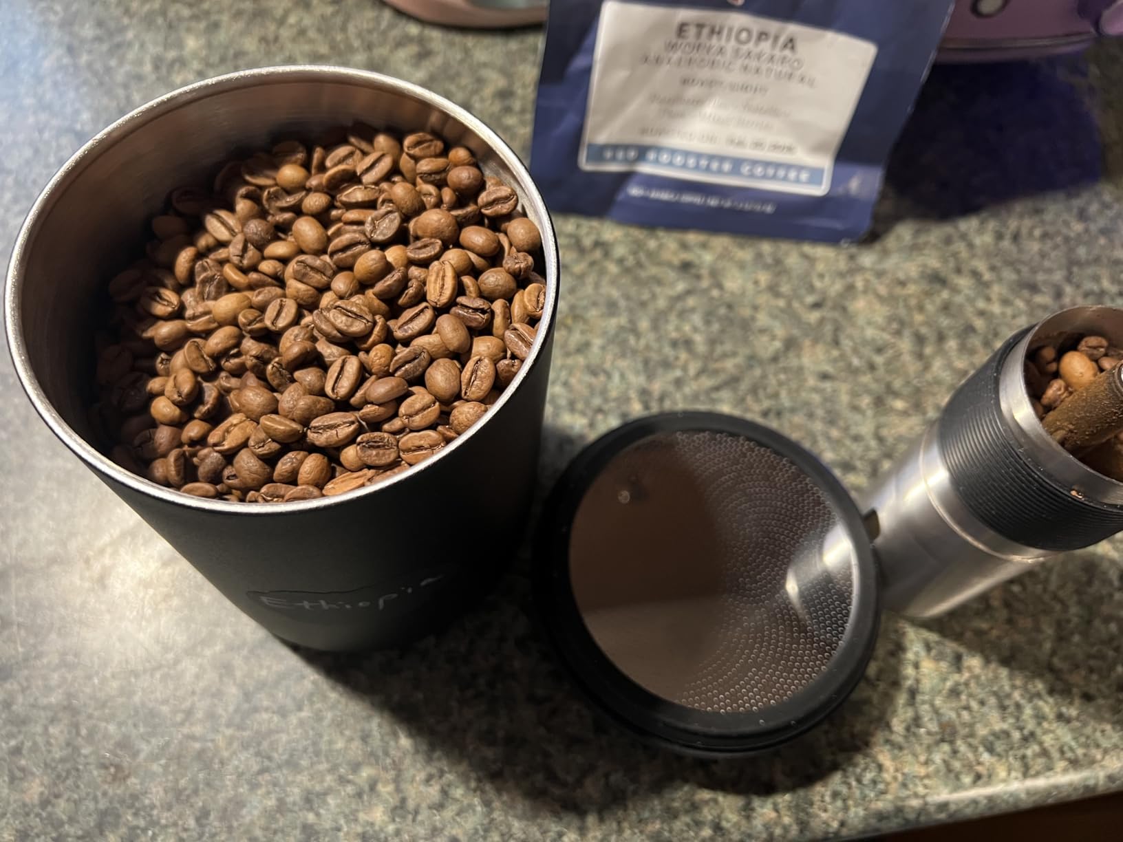 Fellow Atmos Electric Stainless Steel Vacuum Coffee Canister, Black | Auto-Seals to Preserve Freshness, Holds 16 oz Beans, One-Touch Seal, for Coffee Grounds, Tea & Spices, Airtight 1.2L customer photo 2