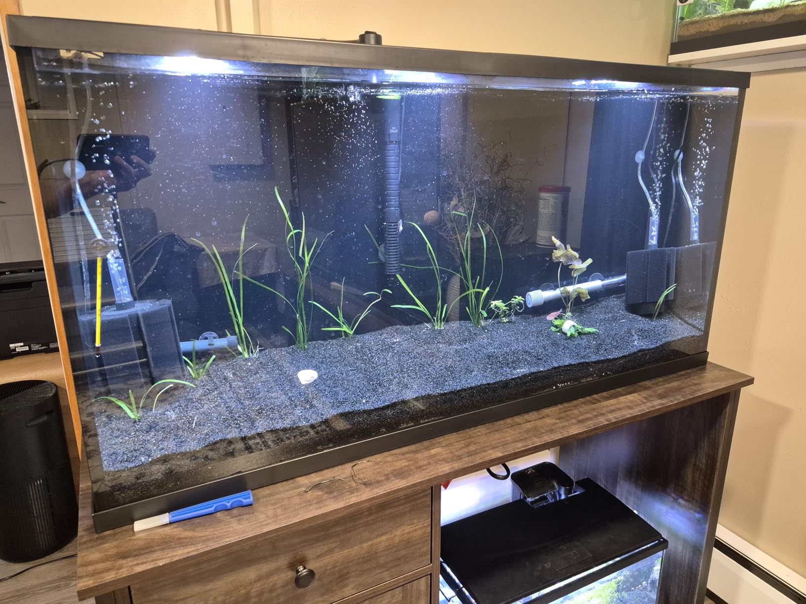 XCNO Black Aquarium Background Fish Tank Film, Static Cling, 23.6 x 11.8 in (Glue-Free, Reusable) customer photo 1