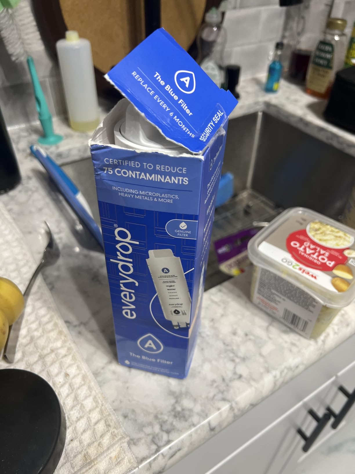 everydrop by Whirlpool Ice & Water Refrigerator Filter A, Blue, EDRARXD1 | Reduces 75 contaminants including 99% Microplastics, NSF 42/53/401 Certified, Compatible with Whirlpool, Maytag, KitchenAid customer photo 2