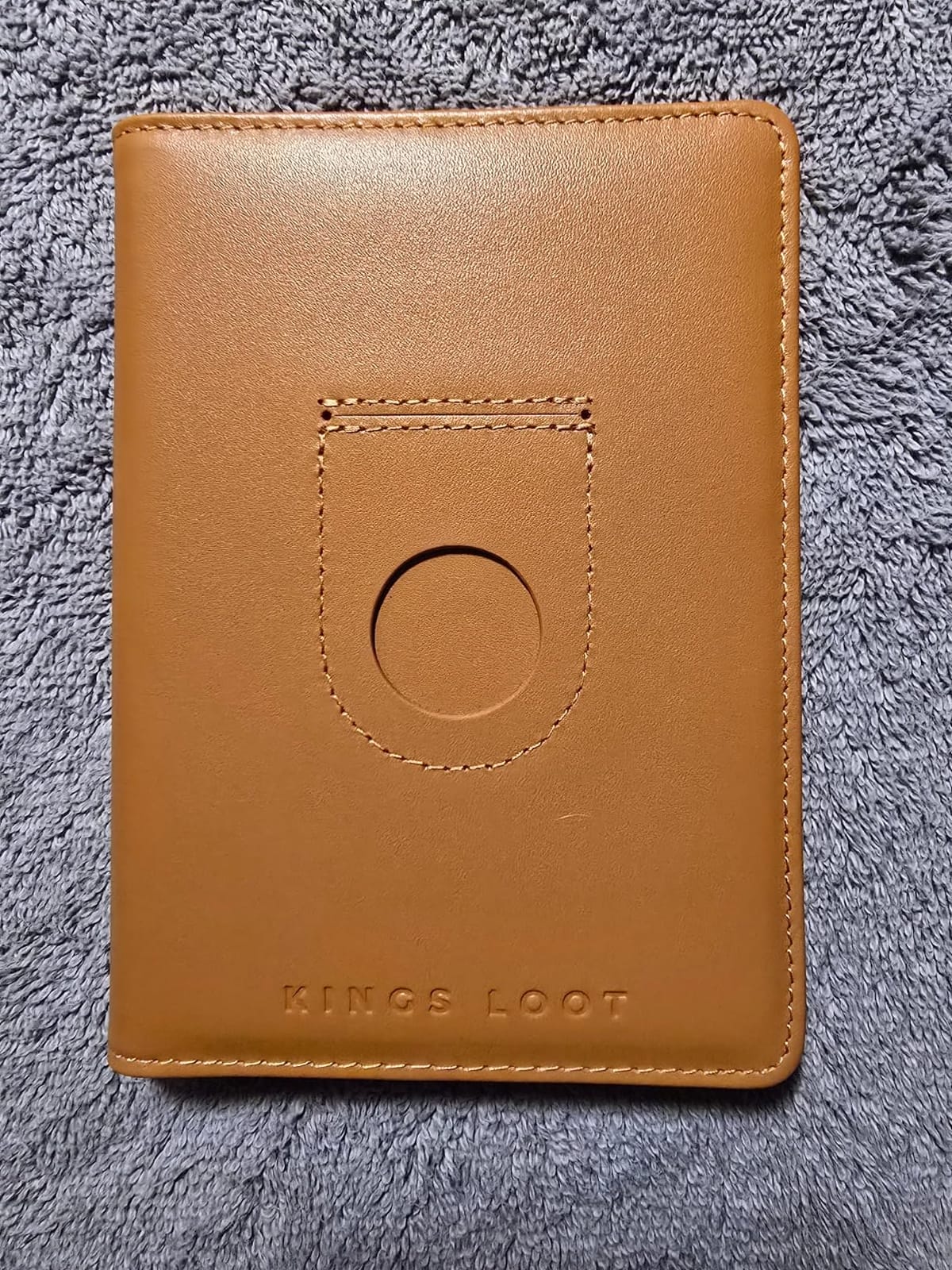 Kings Loot Passport Wallet with Holder for AirTag, Midnight Black customer photo 1