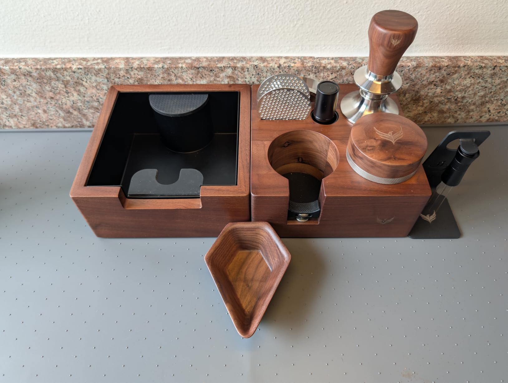 Calibrated Espresso Tamper 58mm Walnut, Auto-Leveling and 30lb Spring Loaded Design Stainless Steel Ripple Base Coffee Tamper with 20lb / 25lb / 30lbs Replacement Springs (58.3mm) customer photo 2