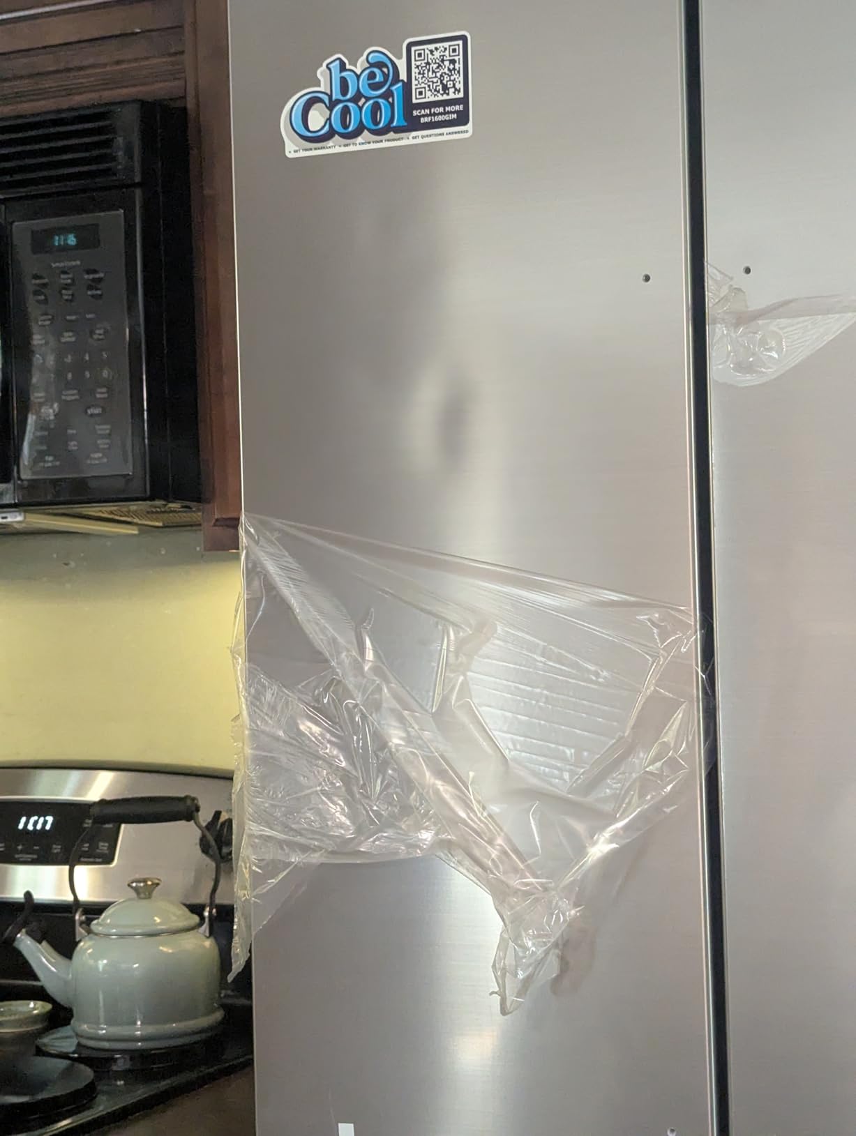 BLACK+DECKER 21.2 Cu. Ft. Convertible Freezer Refrigerator, Upright Freezer with Glass Shelves, Reversible Door, ENERGY STAR rated, Frost Free, BUC2120MS, Stainless Look customer photo 2
