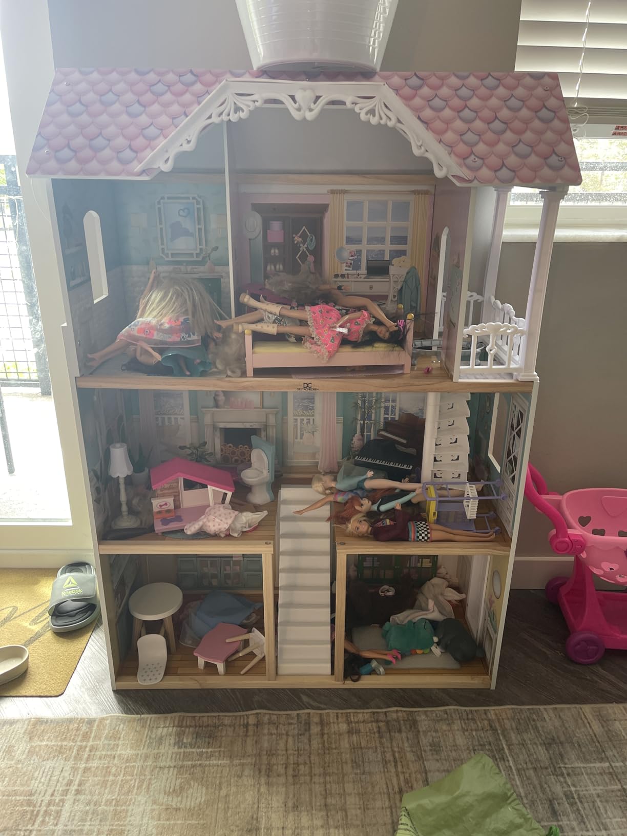 Delta Children MySize Dollhouse - Large 3-Story Dollhouse with 7 Rooms Includes 12 Accessories - Fits 12-inch Dolls - Pretend Play Dream Gift for Ages 3+ customer photo 1
