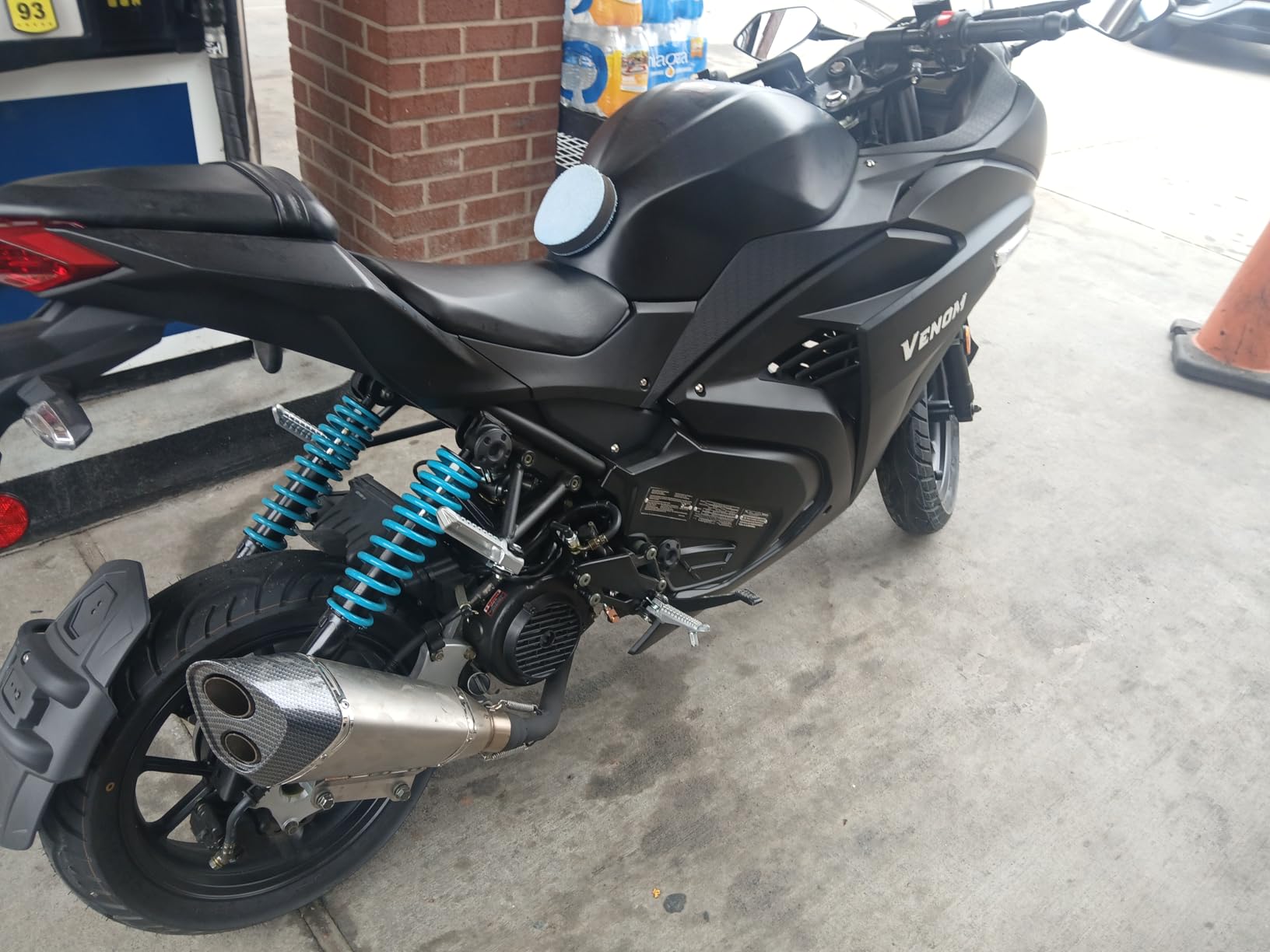 200CC Automatic Motorcycle, VENOM X19 Full Size Matte Black Auto LED with No Gears, High Performance CDI customer photo 2