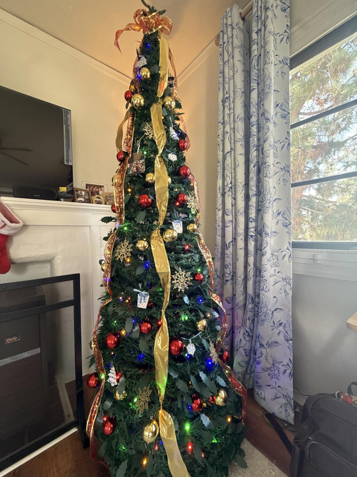 7ft Pop Up Pre-Lit Christmas Tree with 200 Warm White & Multicolor Lights | Easy setup folding tinsel tree, Collapsible Xmas tree for holiday party, Pre-decorated tree, Multicolor & warm lights customer photo 1