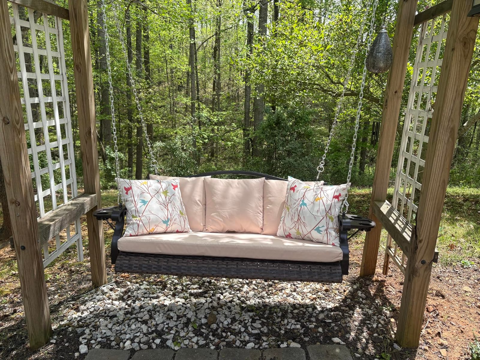 ZZW 3-Person Wicker Porch Swing Chair Heavy Duty 900 LBS Outdoor Rattan Patio Swing Chair w/Cup-Holder & Steel Chains Hanging Bench Porch Swing Cushions for Deck & Backyard & Garden customer photo 2