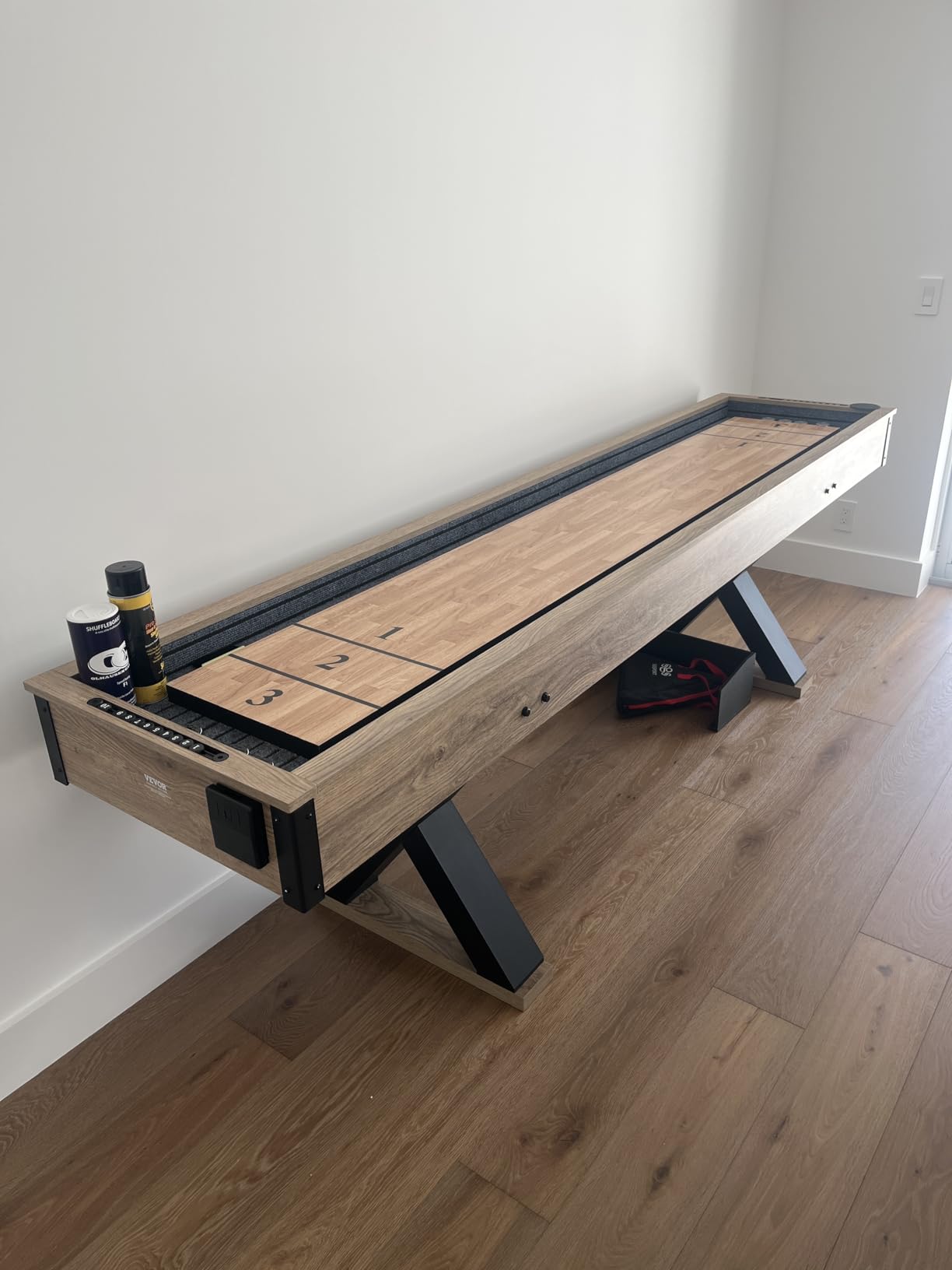 VEVOR 7ft 9ft 12ft Shuffleboard Table for Family Game Room, Shuffle Board with Scratch-Resistant Playfield, Legs, 8 Pucks, Wax, Brush, for Smooth Fast Puck Action customer photo 1