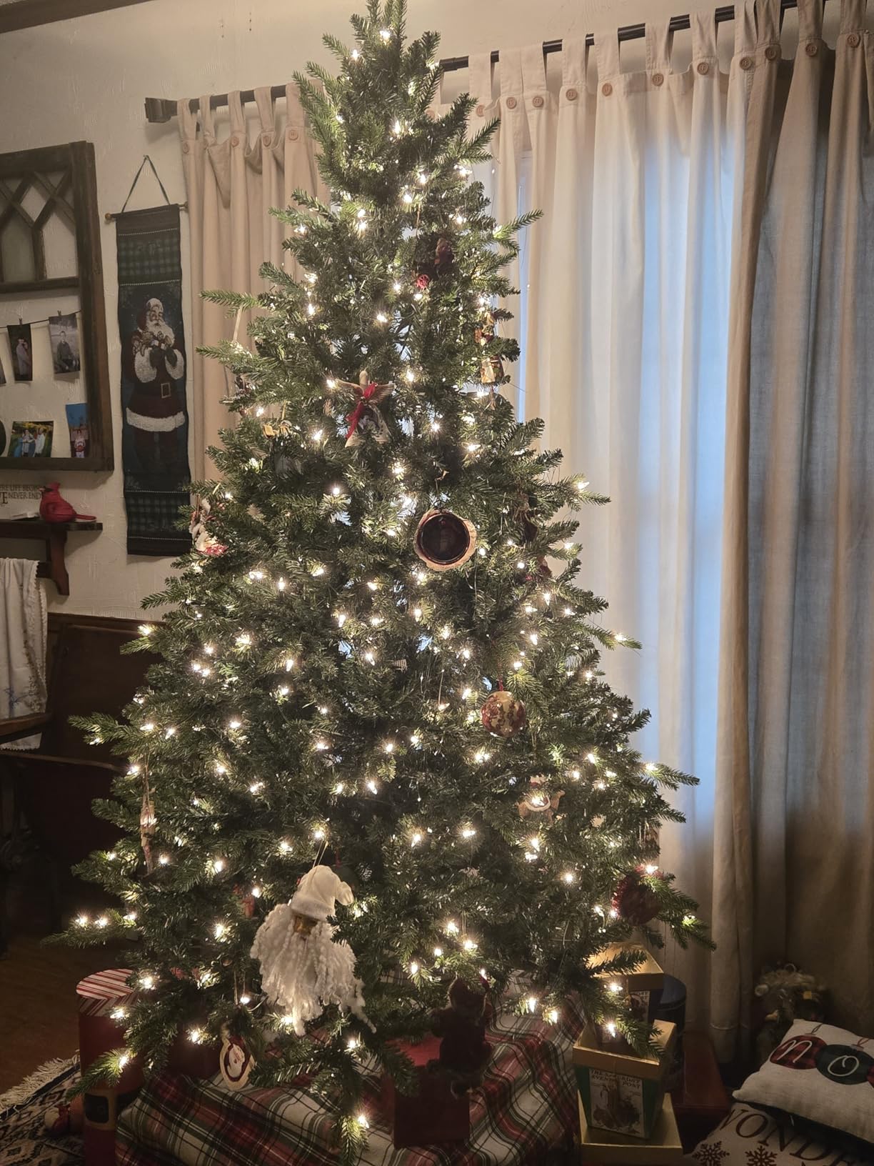 Treepool 9FT Prelit Artificial Christmas Tree, 4222 PE/PVC Tips, 800 Lights | Warm White Incandescent Lights, Full Realistic Shape, Premium Hinged Spruce Design, Foldable Base, Easy Setup, Holiday Decor customer photo 1