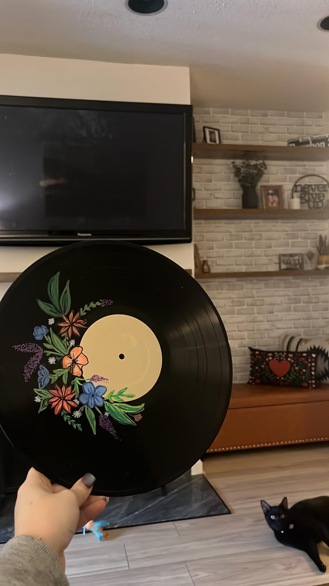 Leptetek 6 PCS Vinyl Record Wall Decor Set, 12 Inch Vintage Record Decorations with Adhesive Tape and Center Labels, Retro Music Party Room Decor customer photo 2